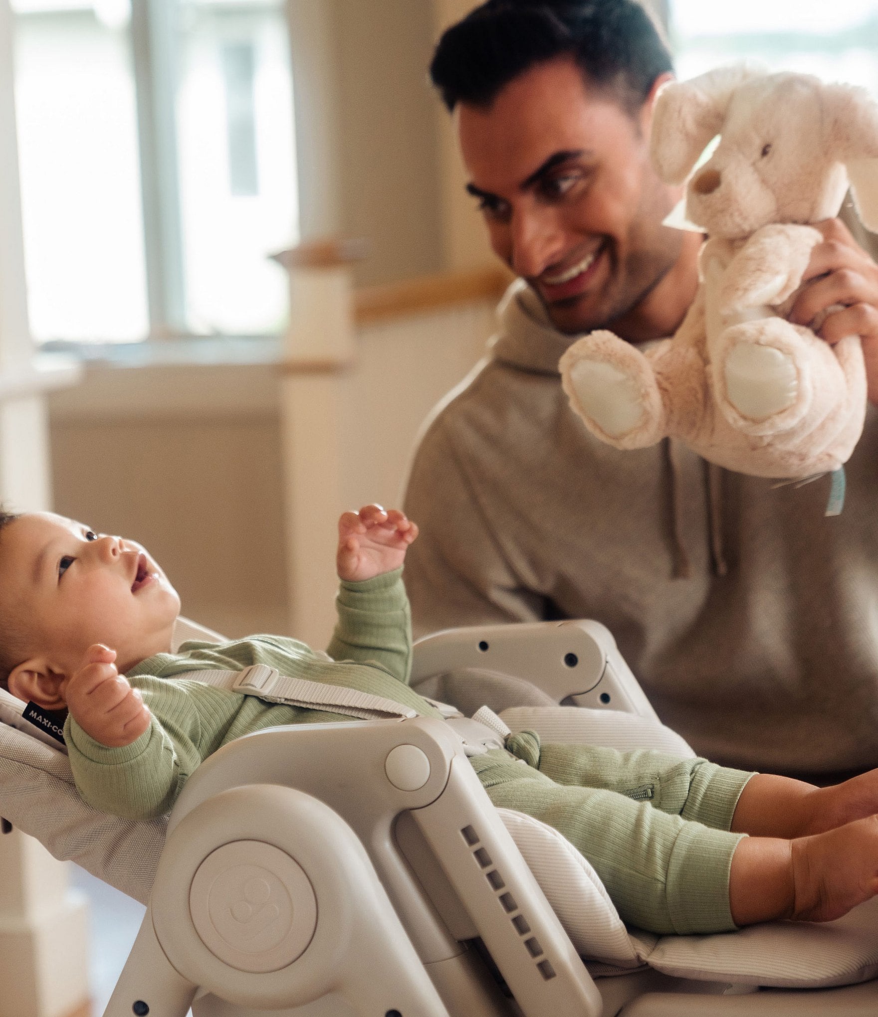 Maxi Cosi Minla 6-in-1 Adjustable High Chair