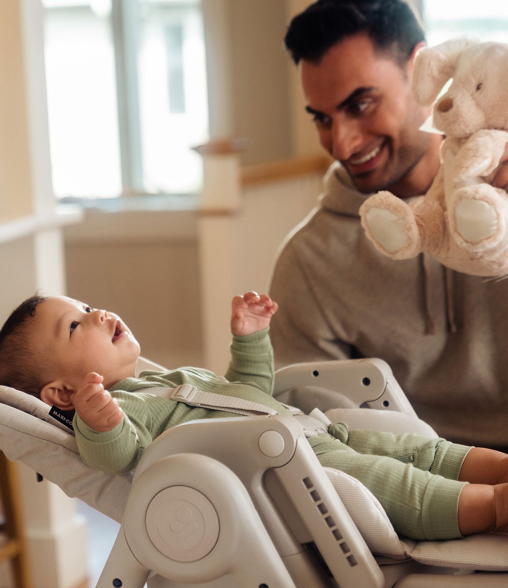 Maxi Cosi Minla 6-in-1 Adjustable High Chair