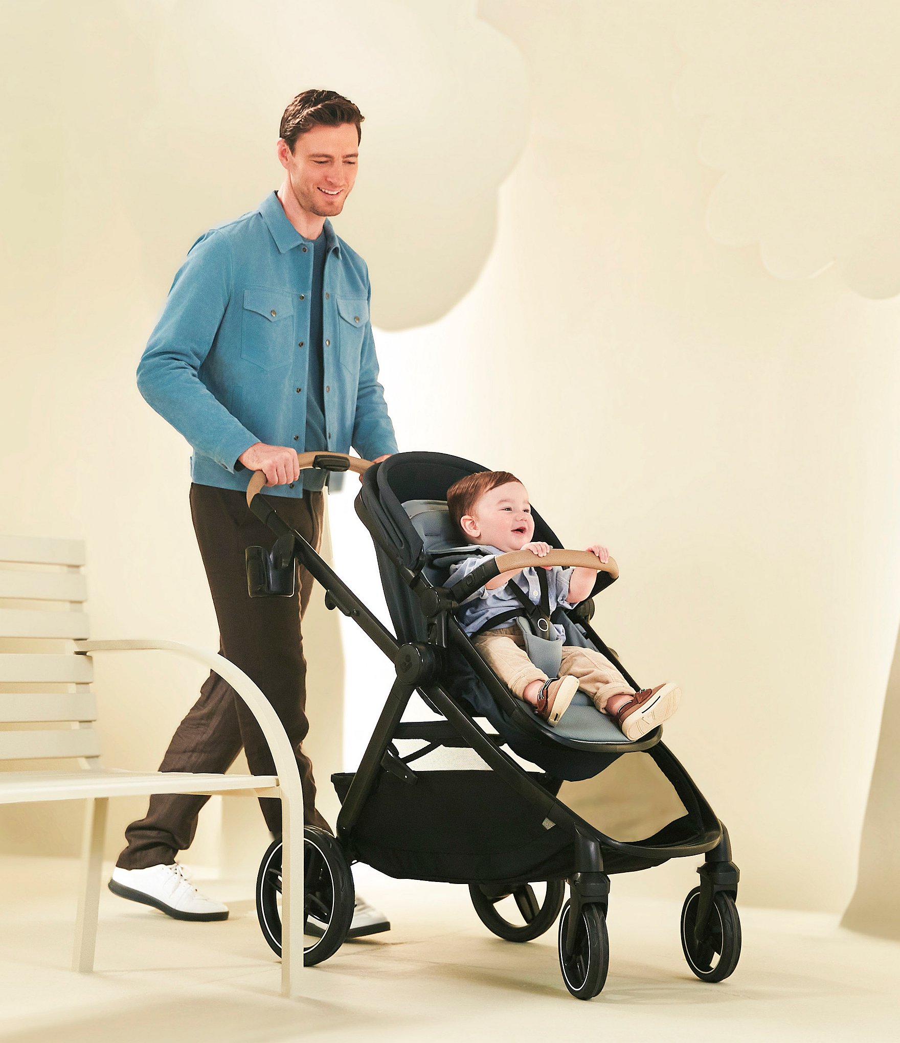 Maxi Cosi Zelia™ Pro 5-in-1 Modular Travel System
