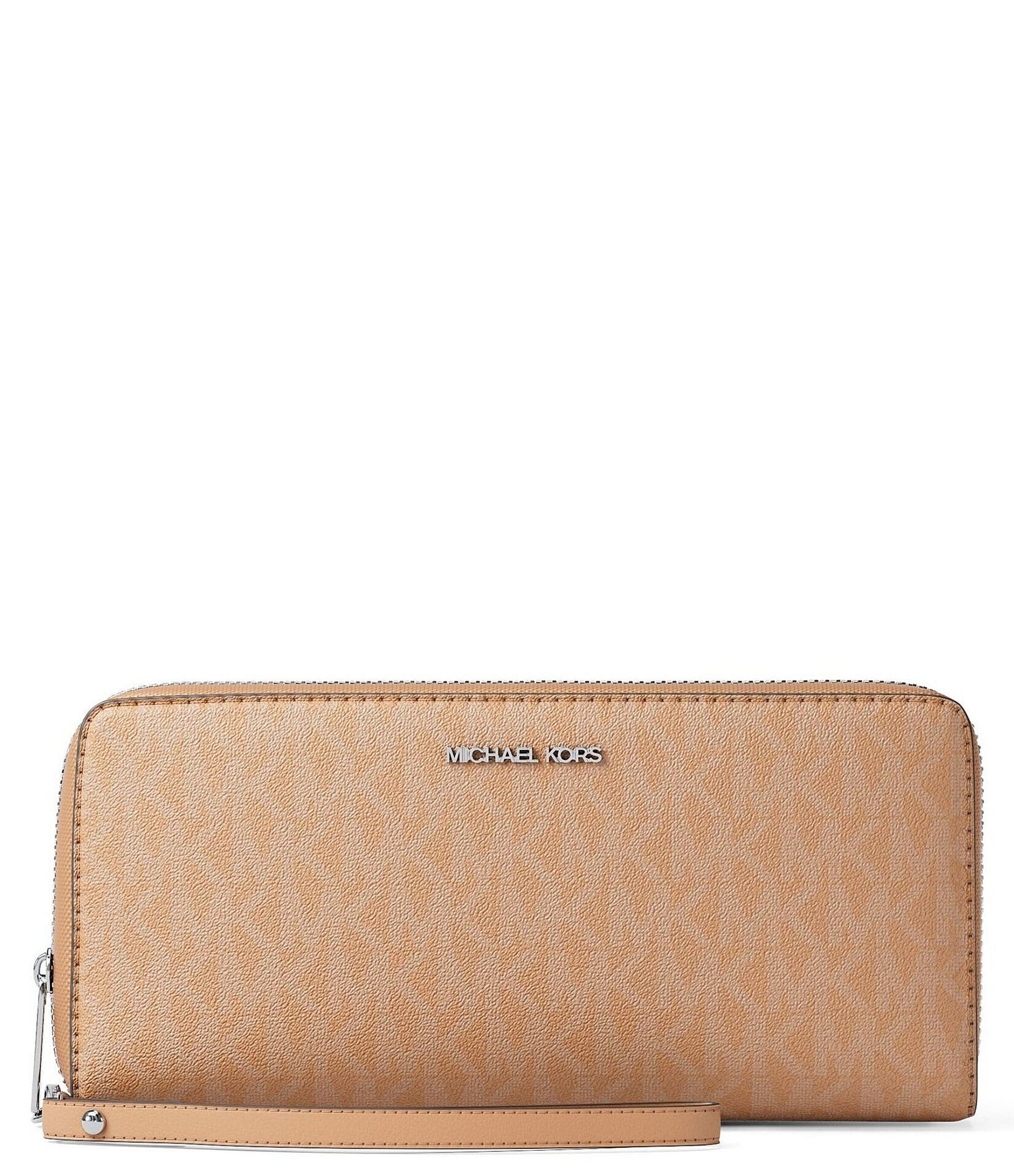 Michael Kors Jet Set Travel Continental Wallet