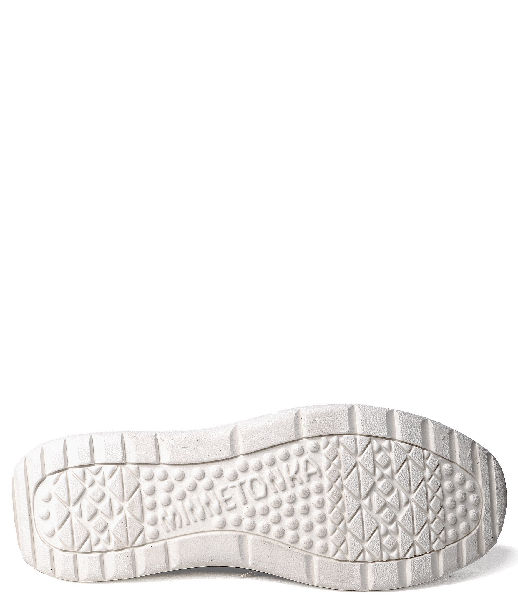 Minnetonka Men's Expanse Canvas Slip On Sneakers