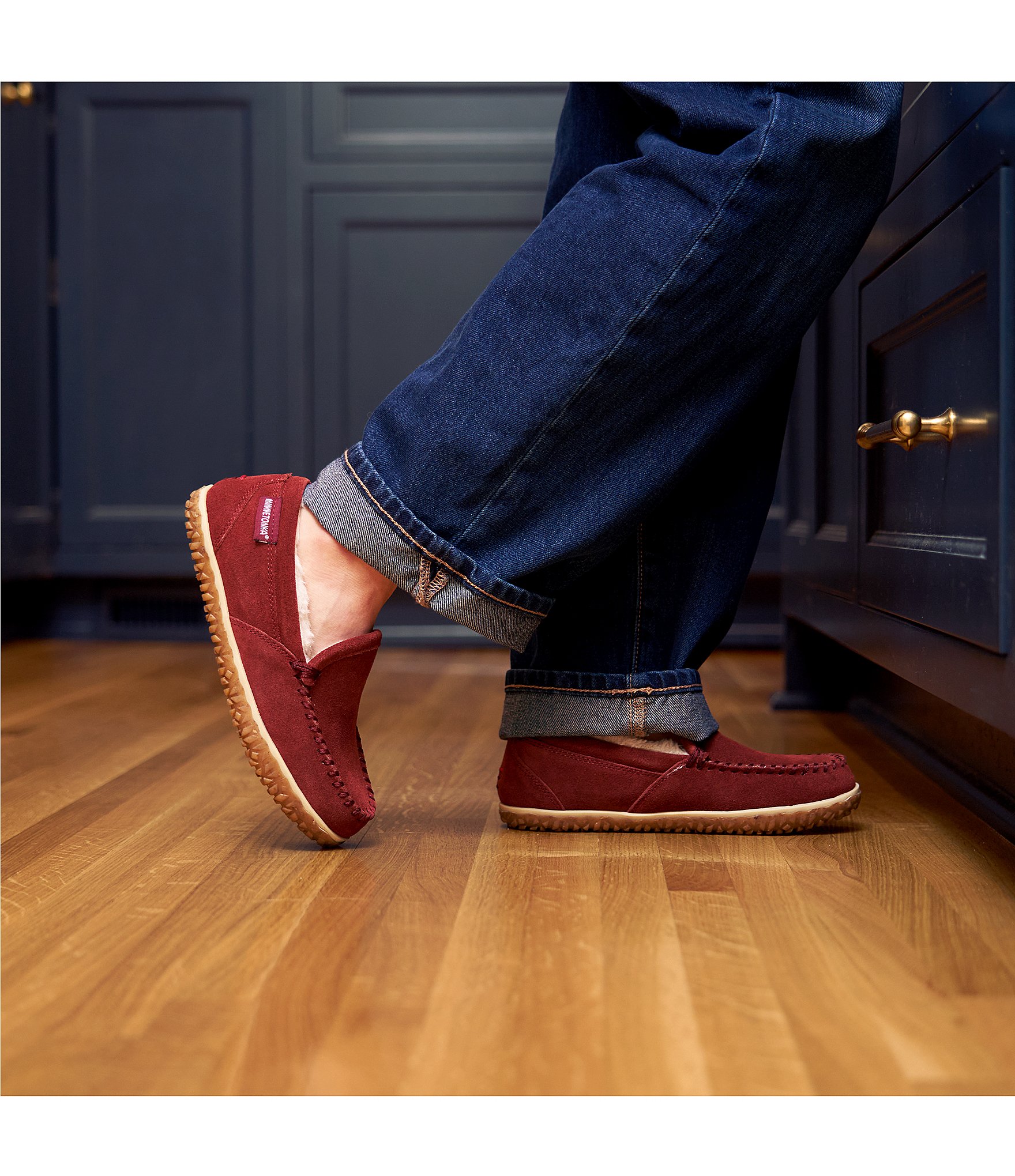 Minnetonka Tempe Suede Moccasin Slippers