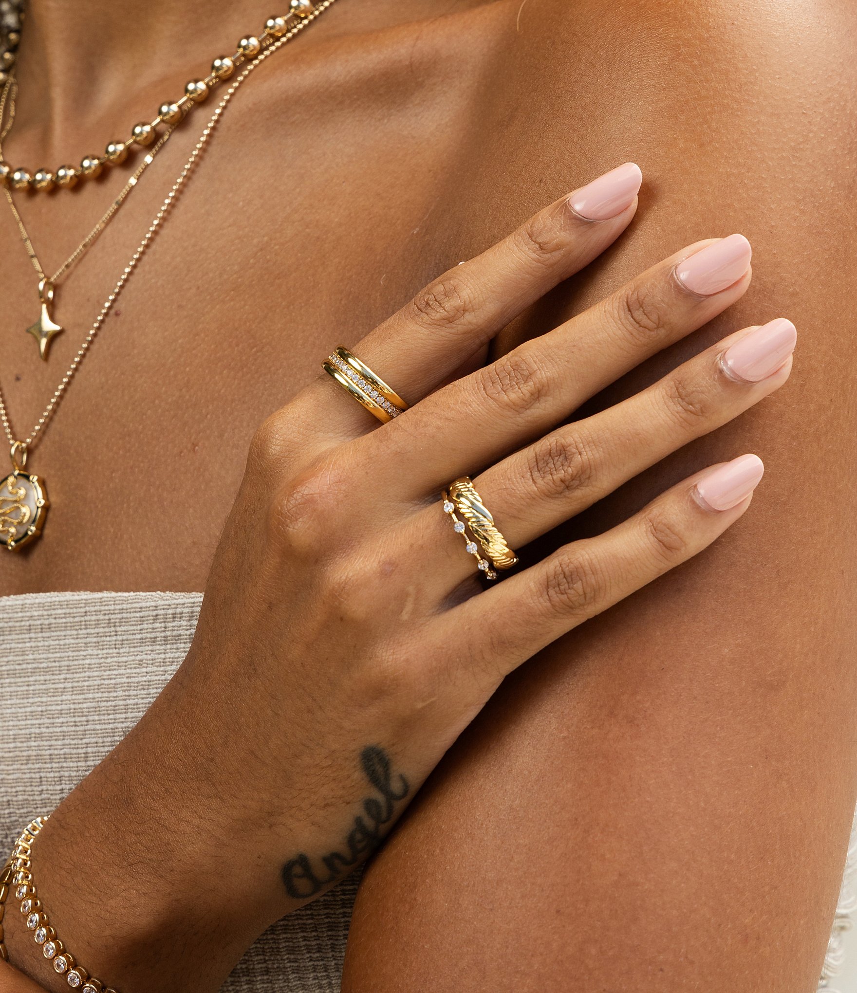 Miranda Frye Ariana Band Ring