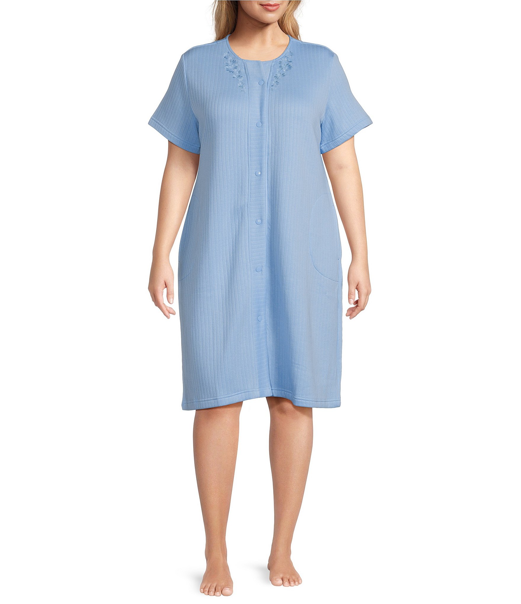 Miss Elaine Plus Size Quilt In Knit Short Sleeve Round Neck Snap Front Robe