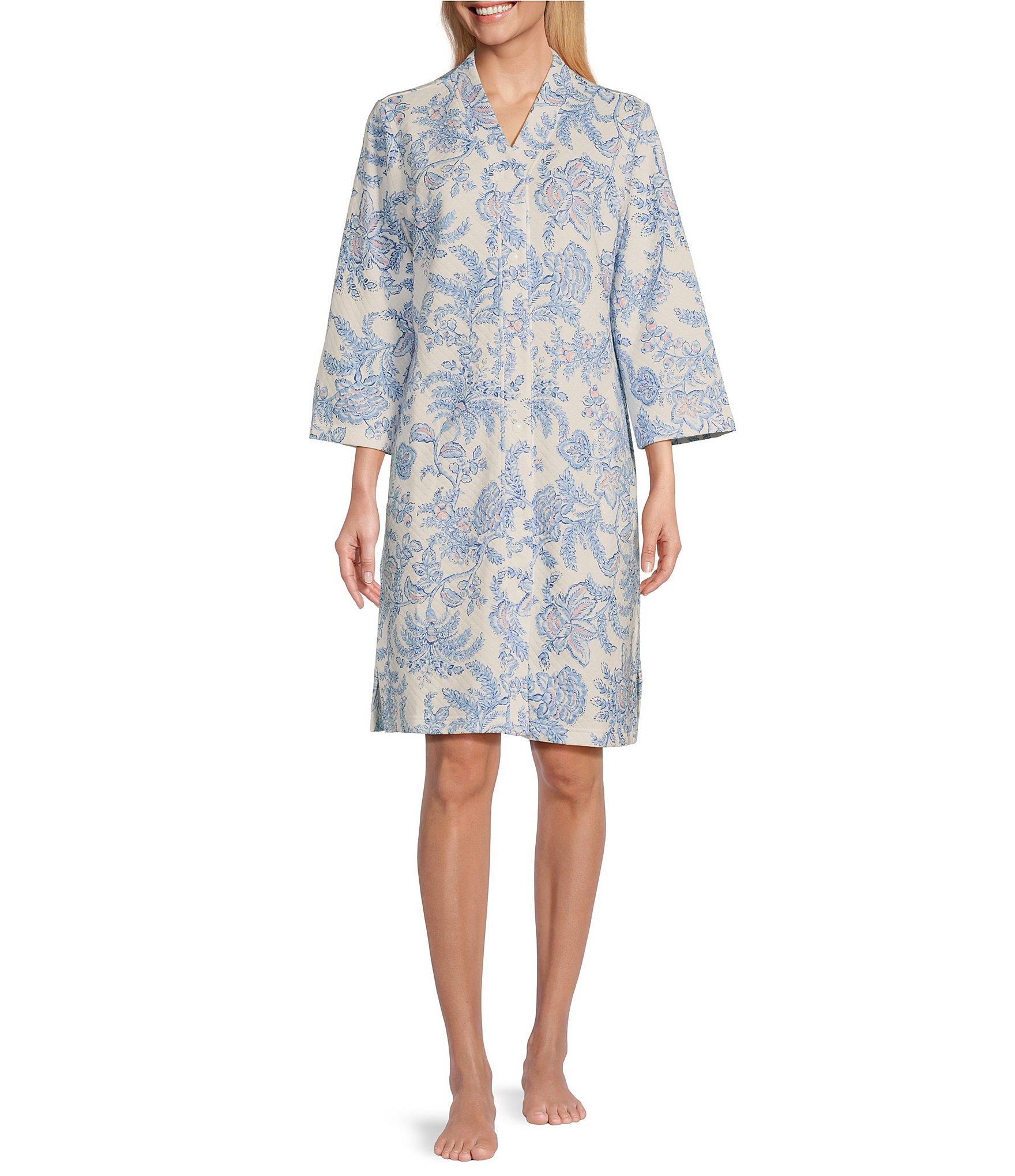 Miss Elaine Quilt In Knit Floral Print 3/4 Sleeve V Neck Snap Front Short Robe