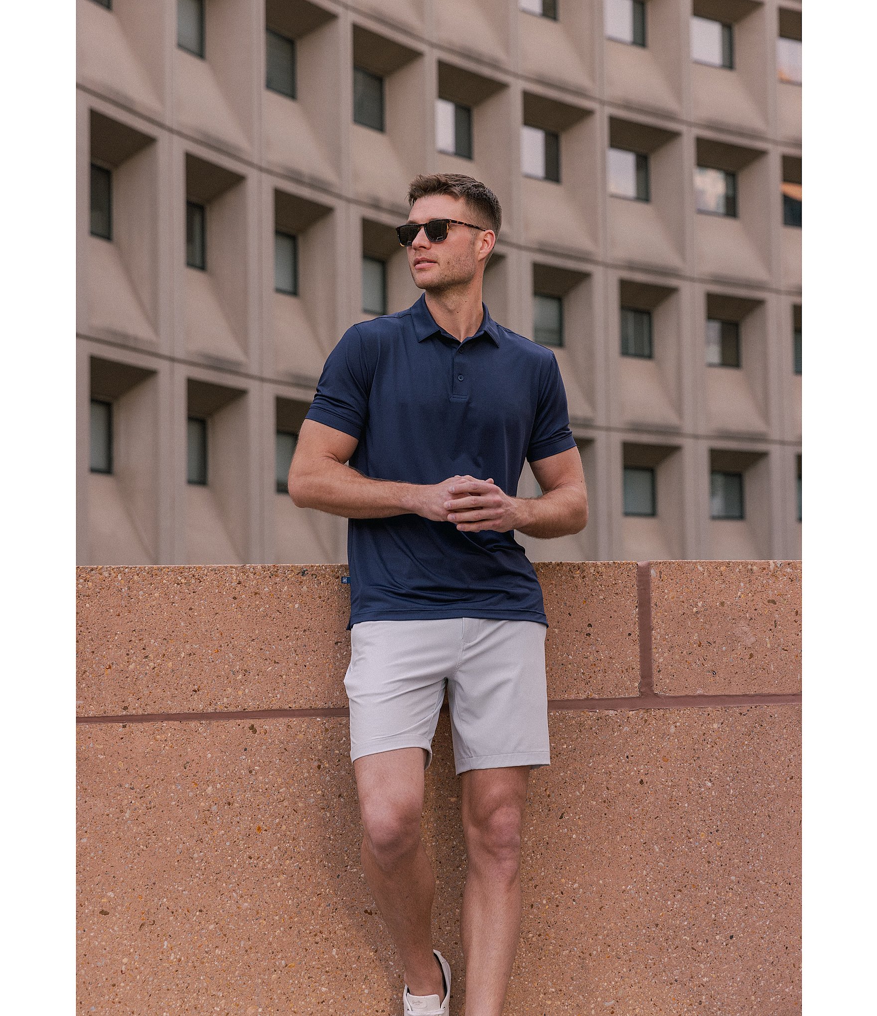 Mizzen+Main Versa Solid Performance Stretch Short Sleeve Polo Shirt