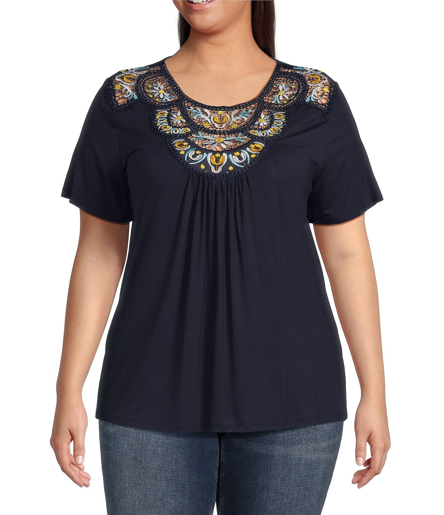 Moa Moa Plus Size Embroidered Applique Scoop Neck Short Sleeve Shirt