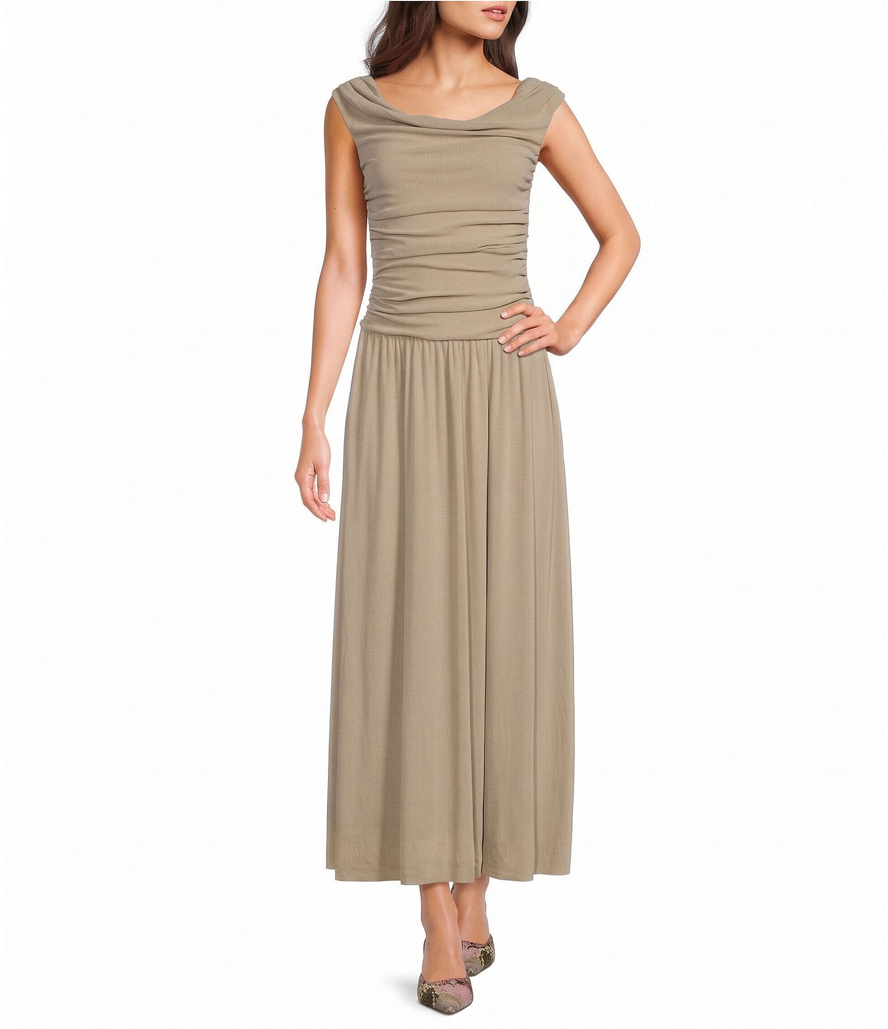 Mod Ref Ruched Mesh Maxi Dress