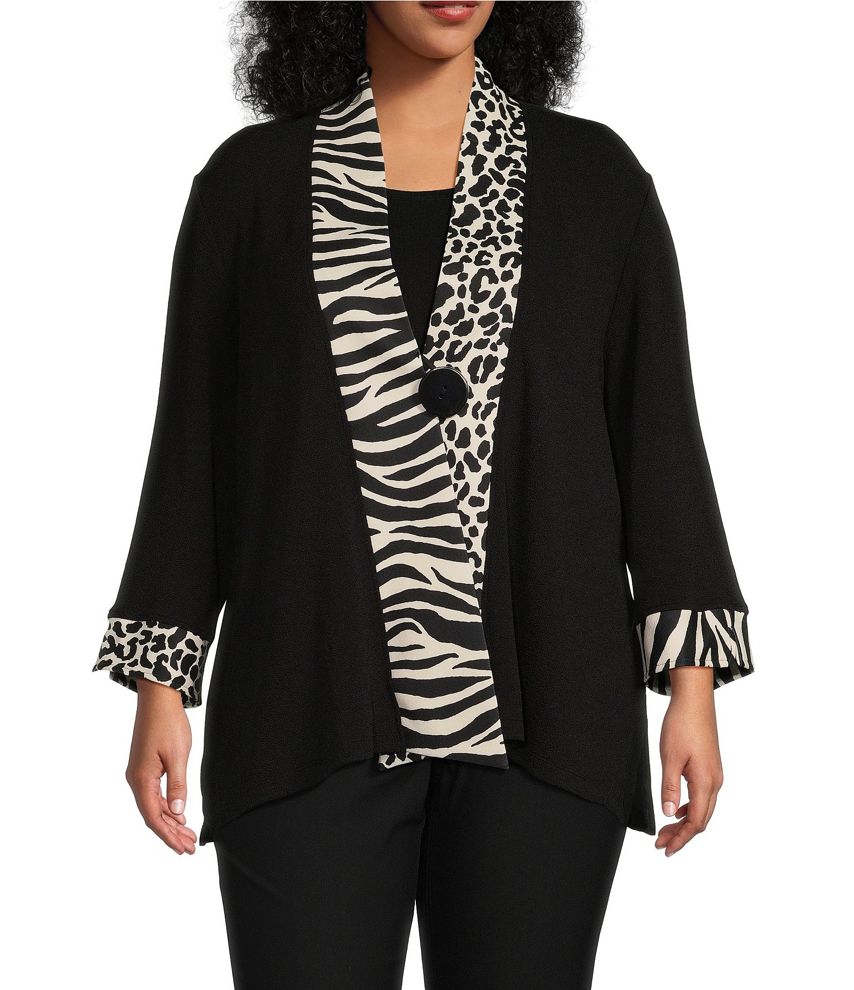 Multiples Plus Size Solid Textured Knit Animal Contrast Shawl