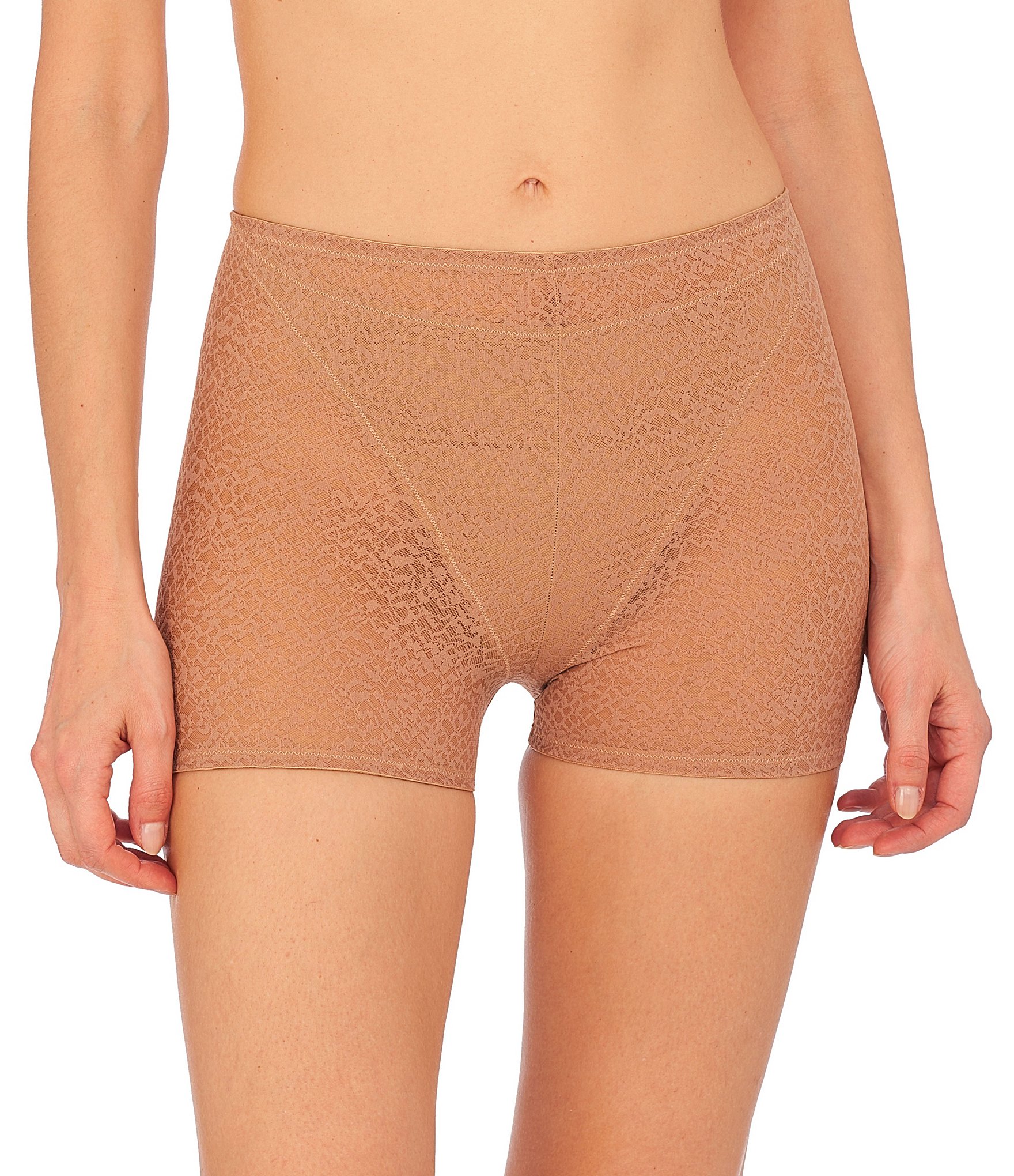 Natori Pretty Smooth: Smoothing Lace Boyshort