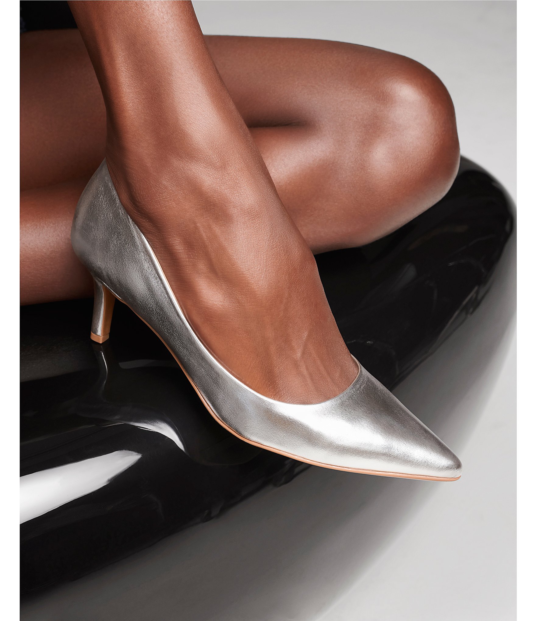 Naturalizer Everly Metallic Leather Kitten Heel Pumps