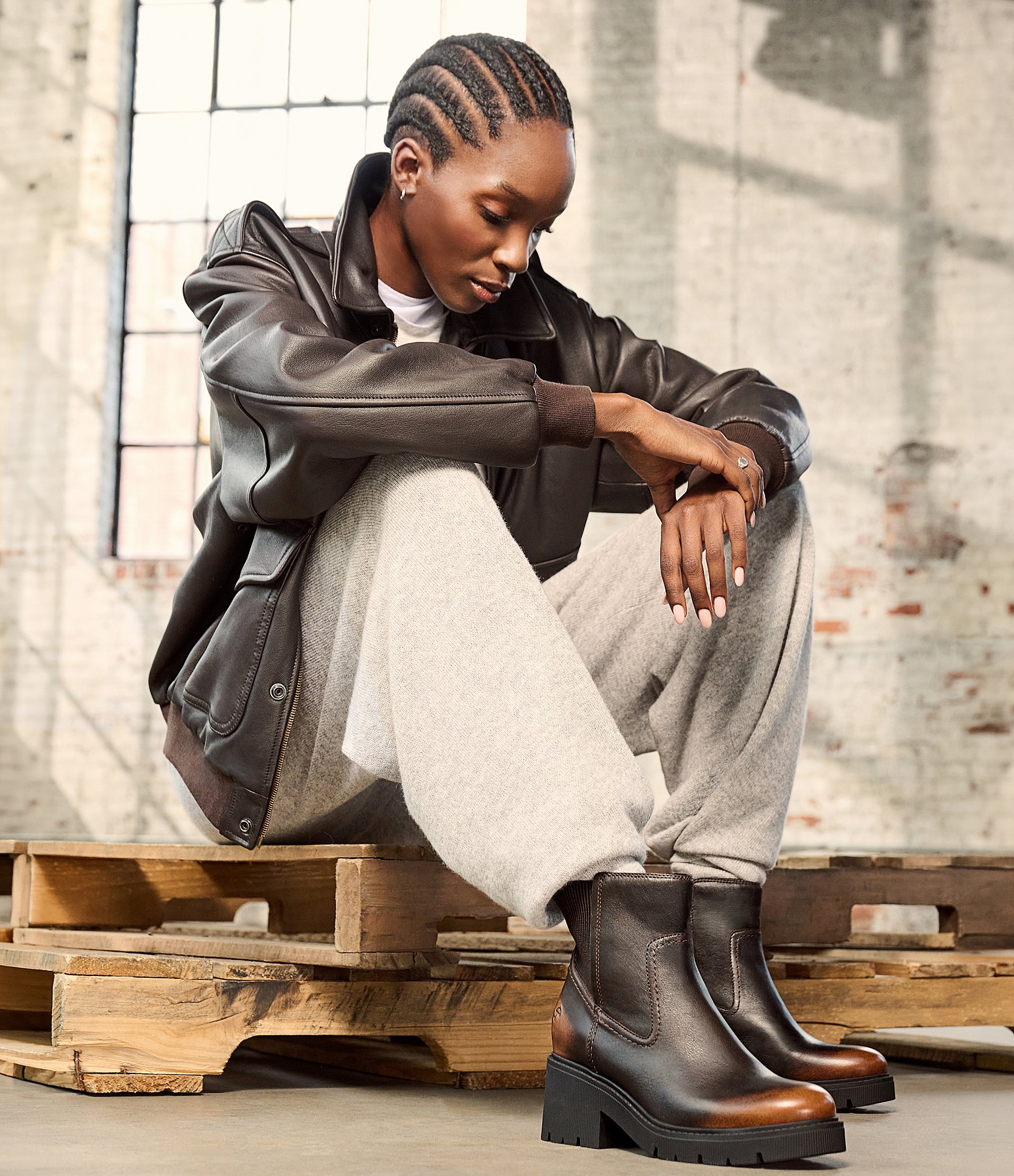 Naturalizer Juni Water Repellent Leather Booties