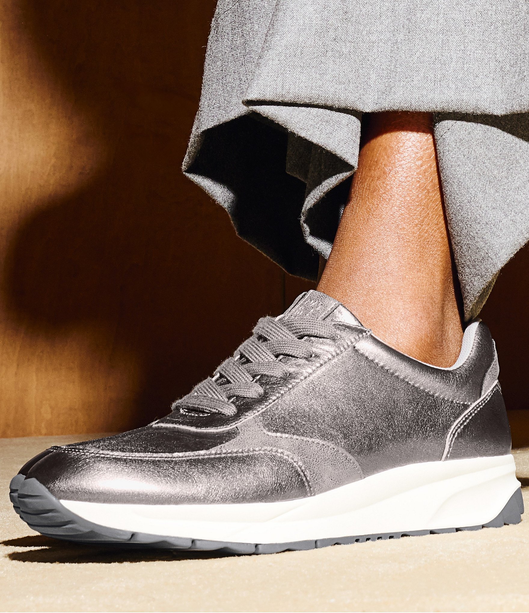 Naturalizer Shay Leather Lace Up Sneakers