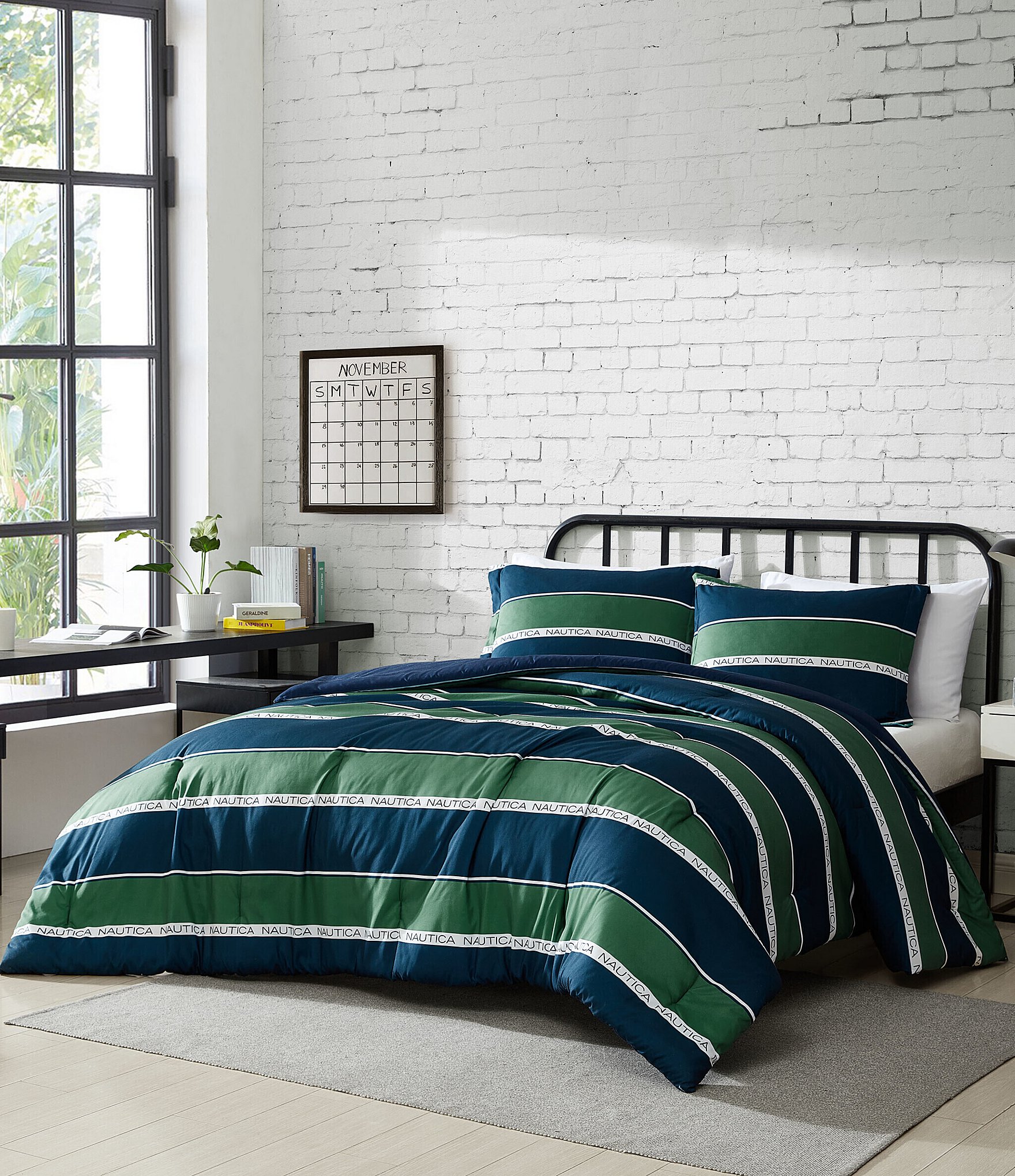 Nautica Bellecastle Navy Microfiber Reversible Comforter Mini Set