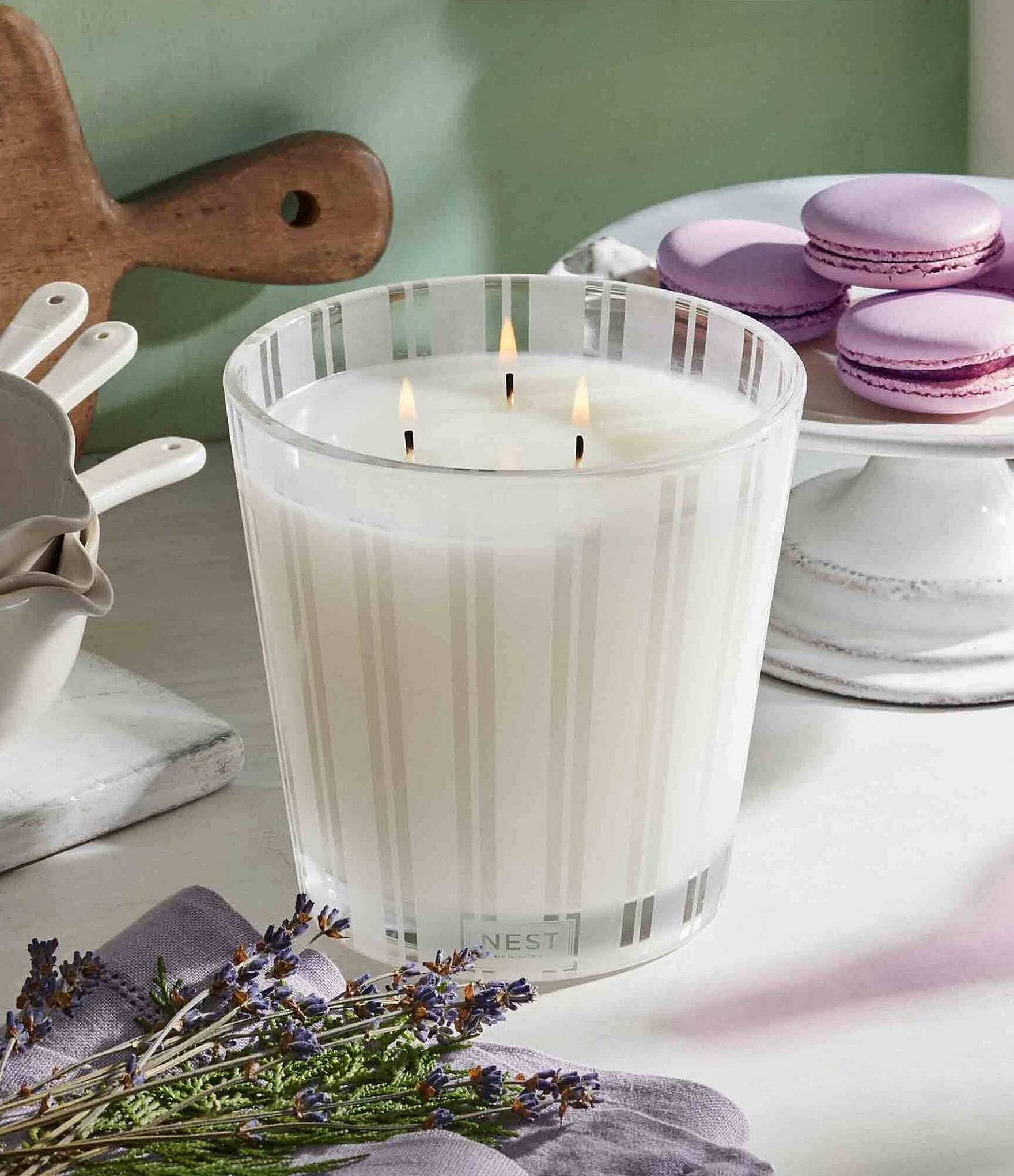 NEST New York Cedar Leaf & Lavender 3-Wick Candle