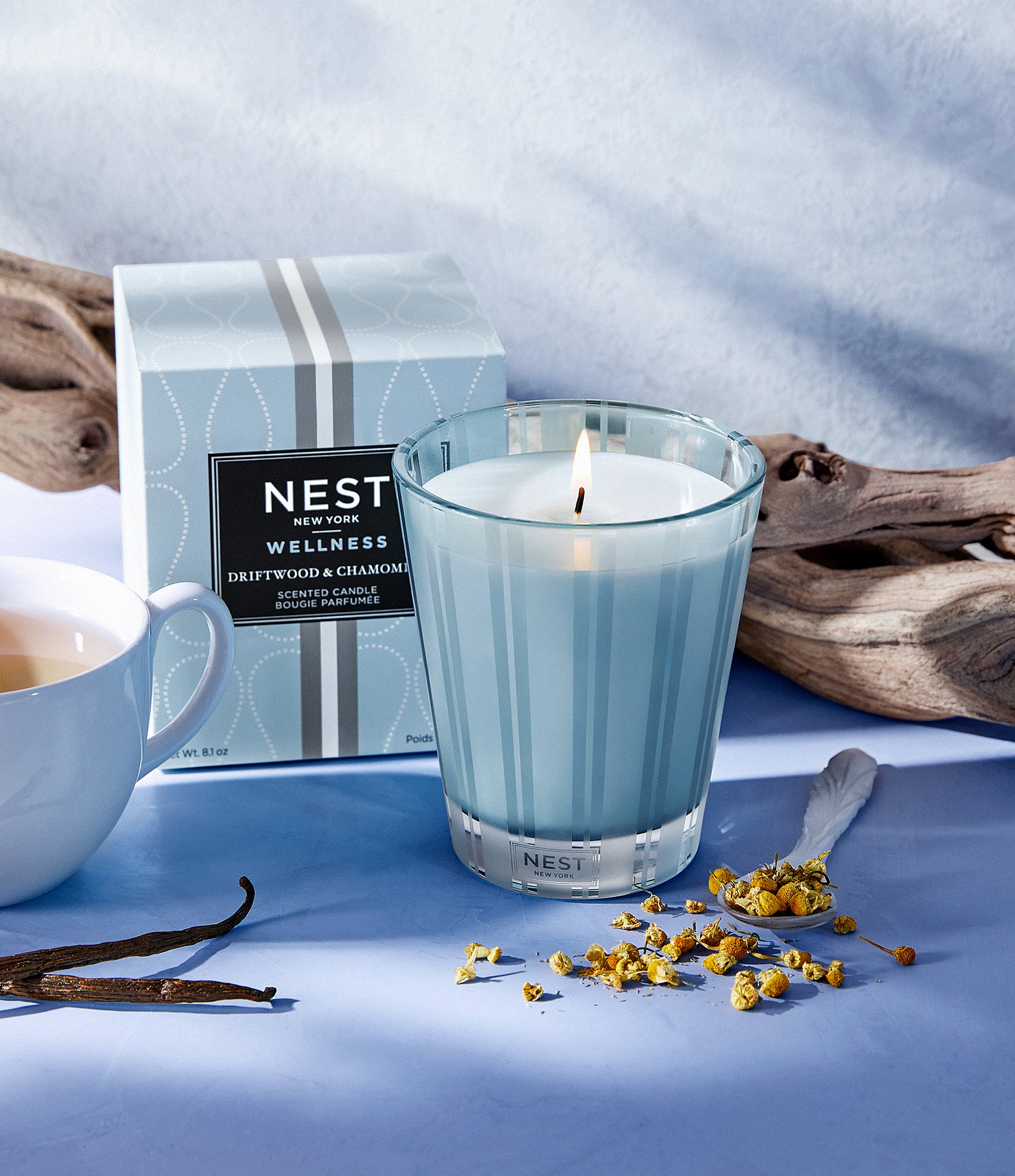 NEST New York Driftwood & Chamomile Classic Candle