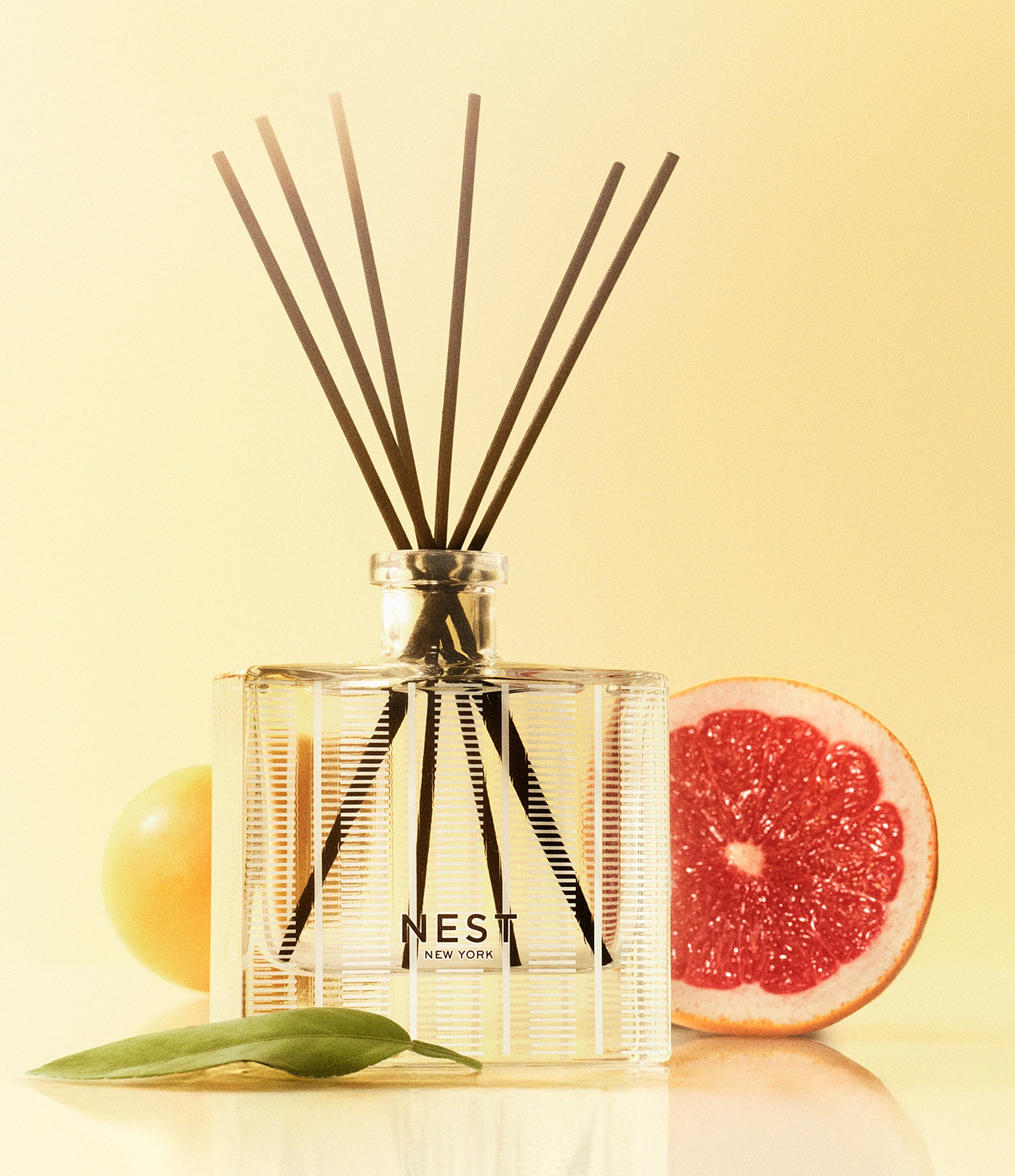 NEST New York Grapefruit Reed Diffuser