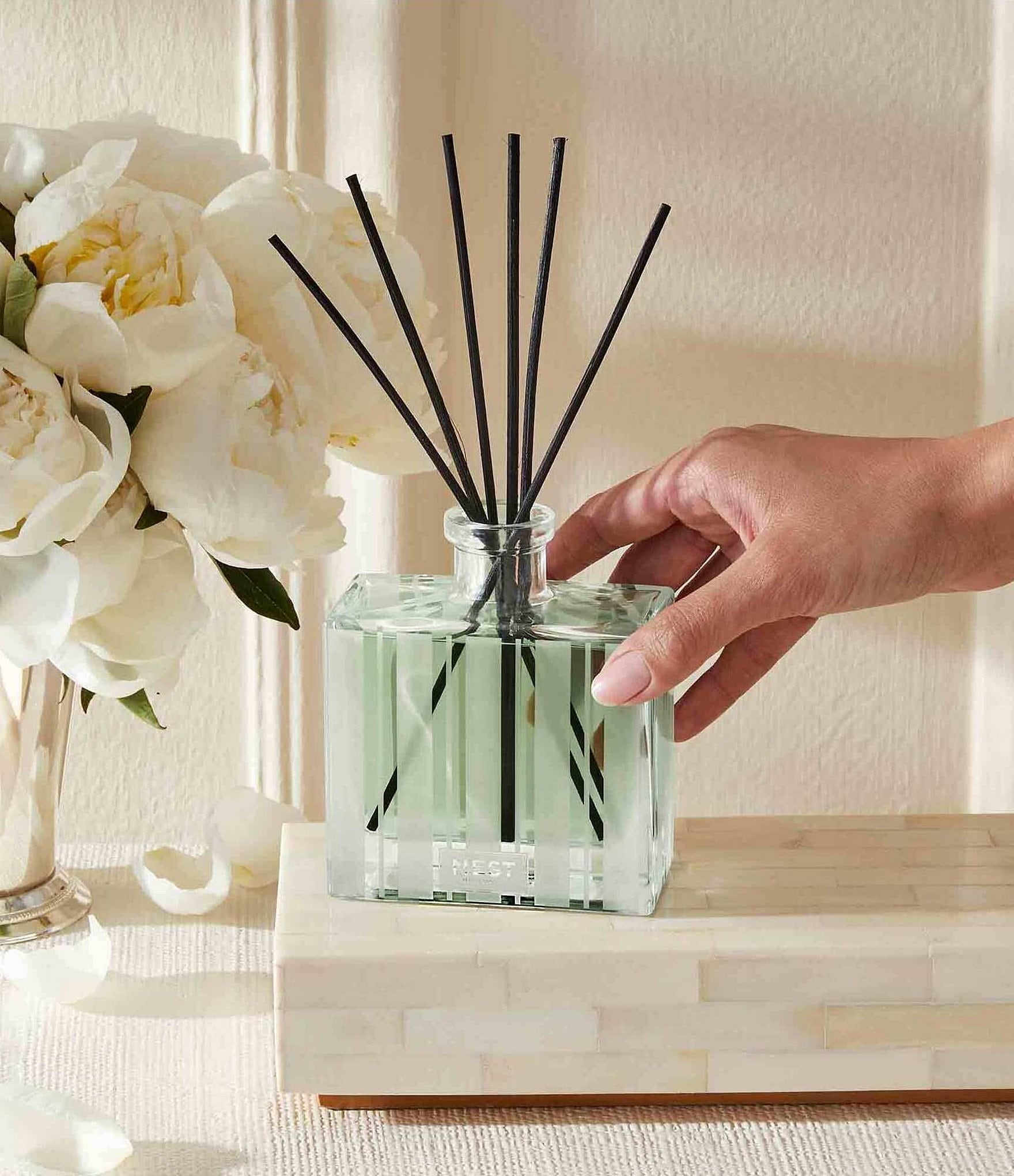 NEST New York Wild Mint & Eucalyptus Reed Diffuser