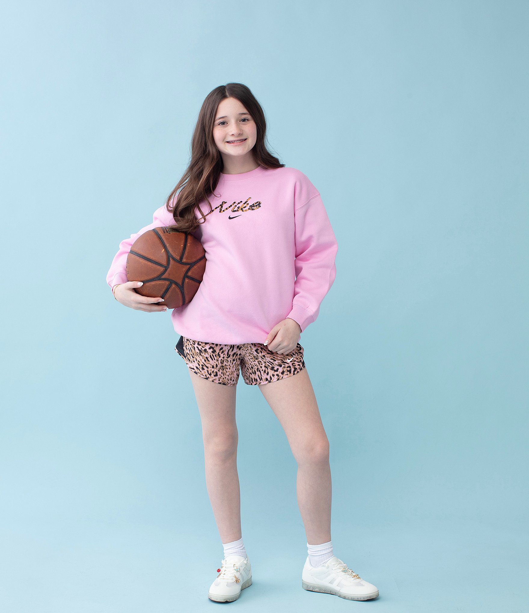 Nike Big Girls Studio Oversized Fleece Sweatshirt