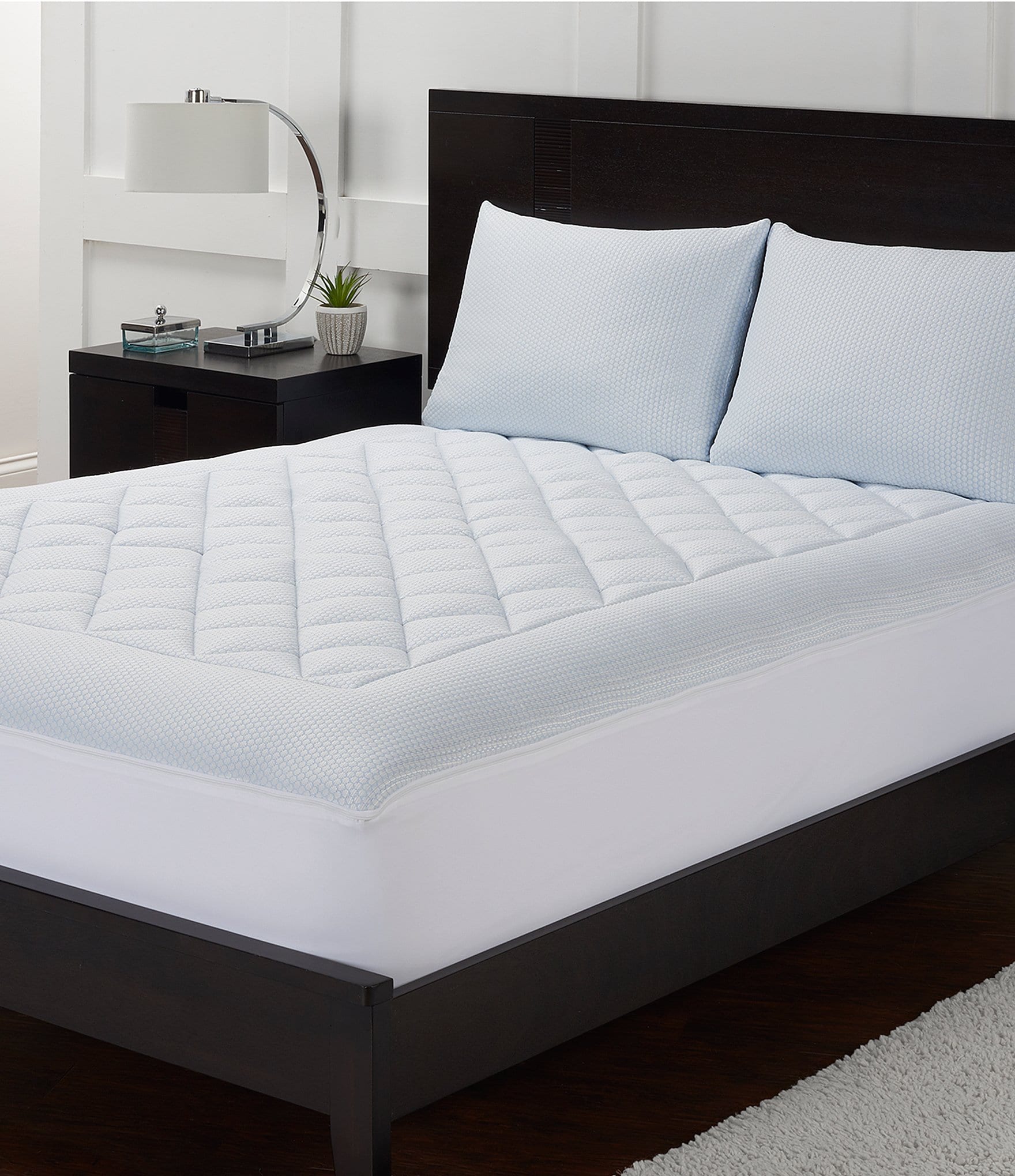 Noble Excellence Glacier Luxe Knit Mattress Pad