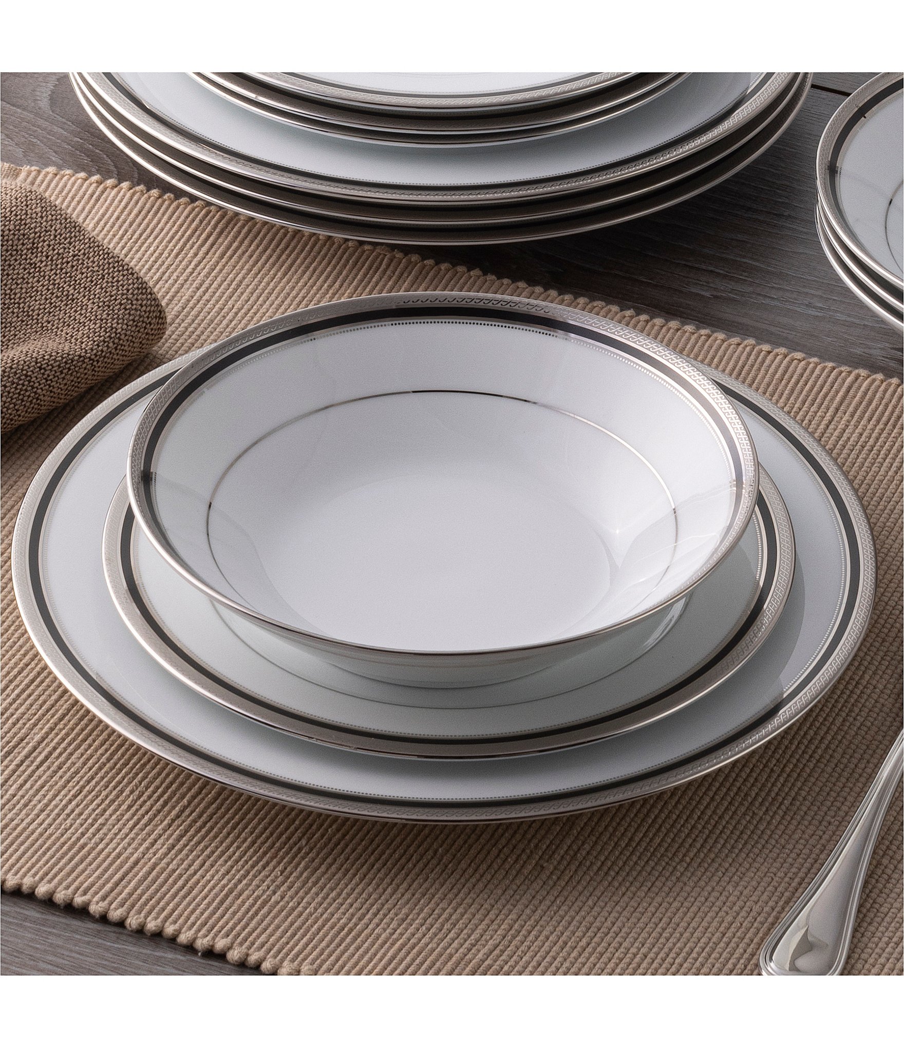 Noritake Austin Platinum Collection 12-Piece Set, Service For 4