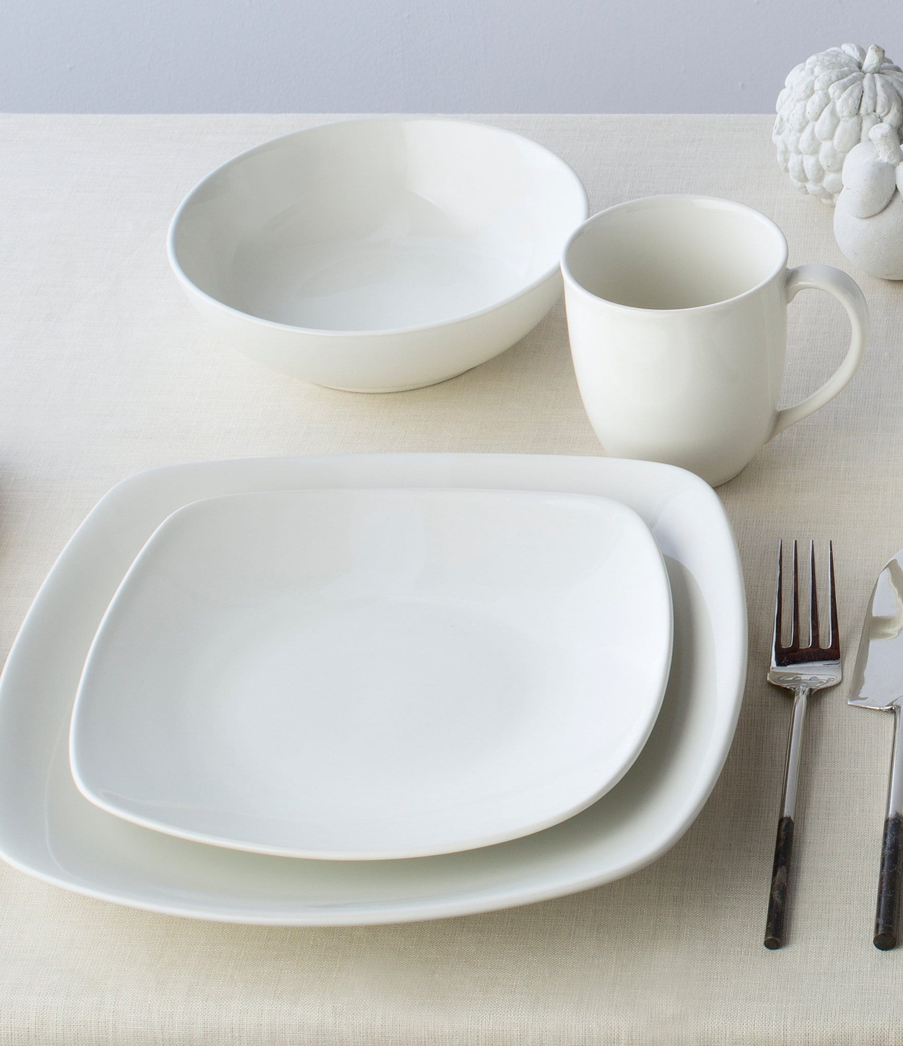 Noritake Colorwave Naked Collection 4-Piece Square Dinnerware Set