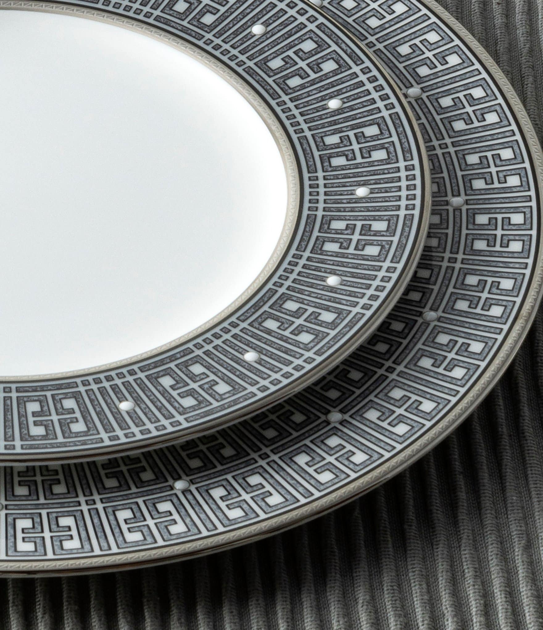 Noritake Infinity Collection 5-Piece Place Setting