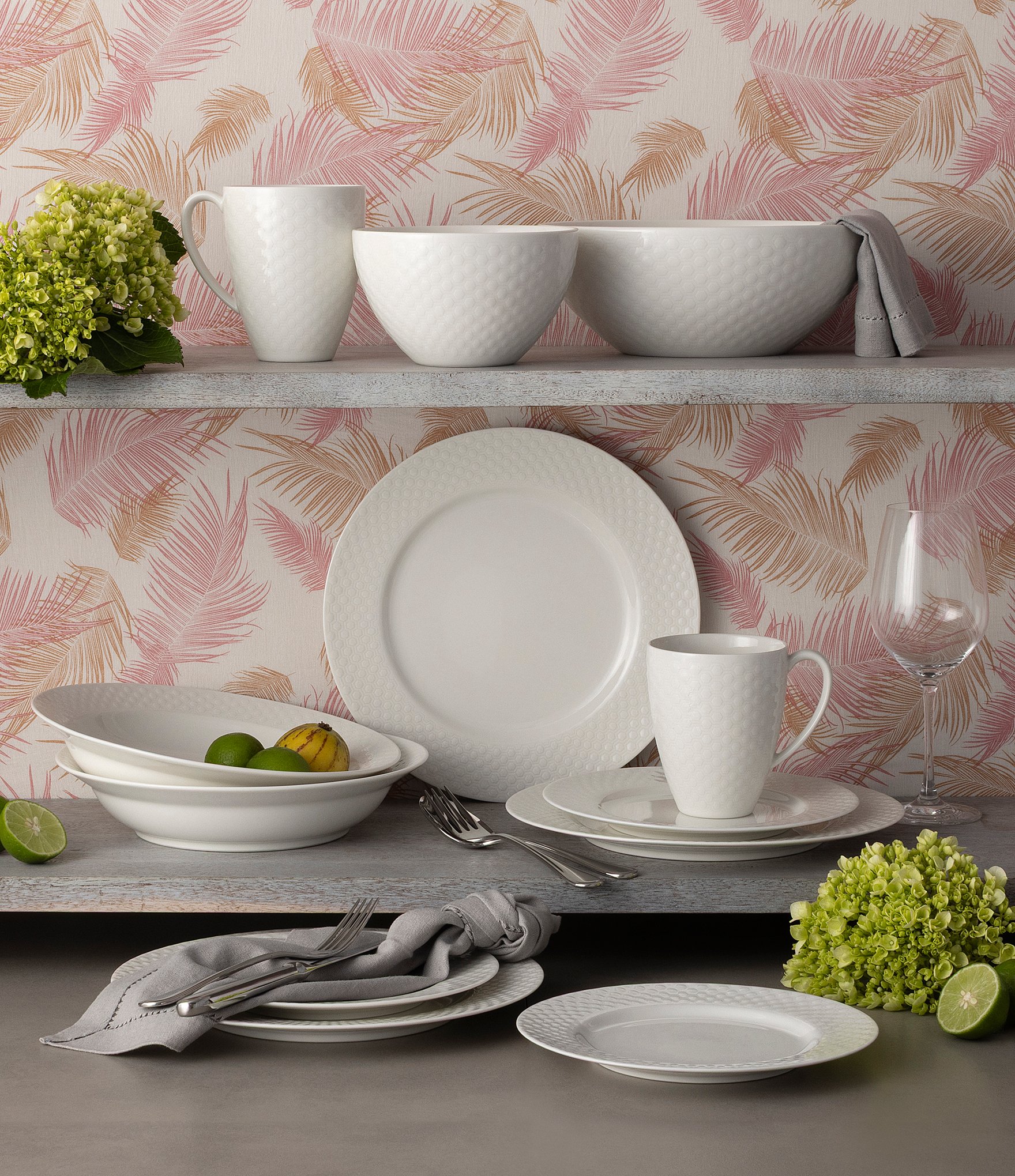 Noritake Kikki Collection Round Vegetable Bowl