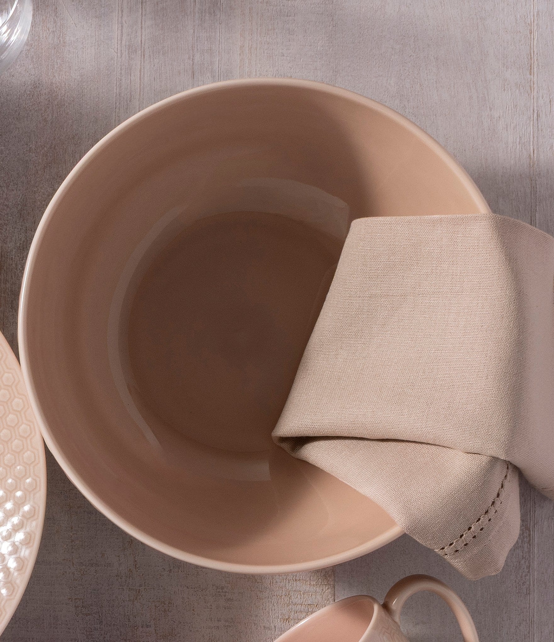 Noritake Kikki Collection Round Vegetable Bowl
