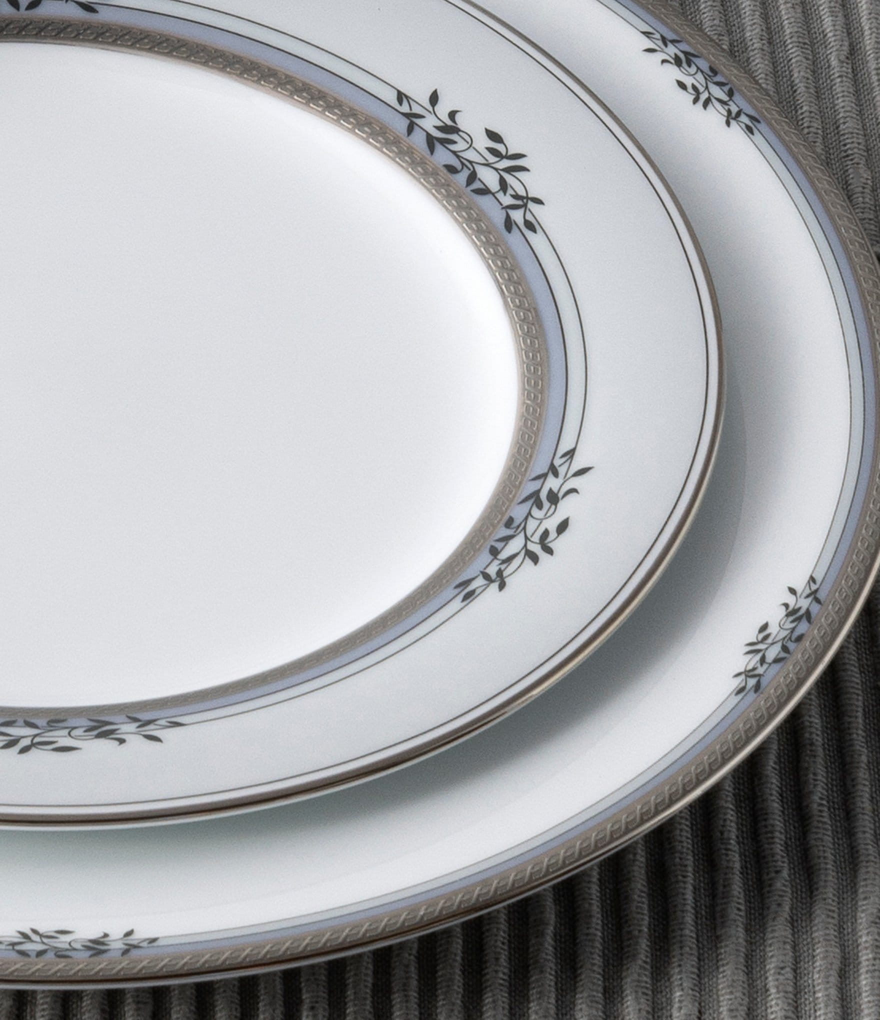 Noritake Laurelvale Collection 5-Piece Place Setting