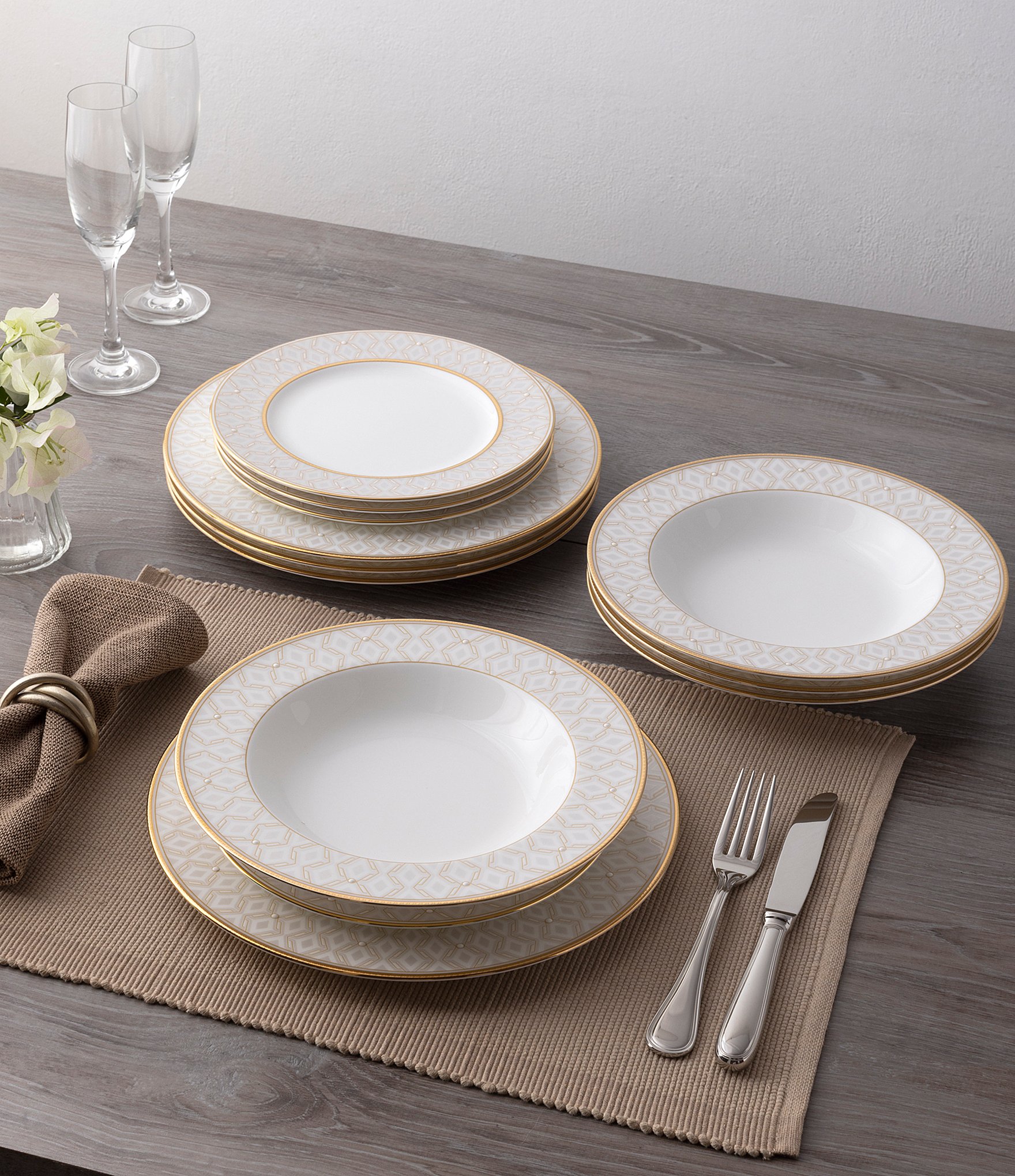 Noritake Noble Pearl Collection 12-Piece Set, Service For 4