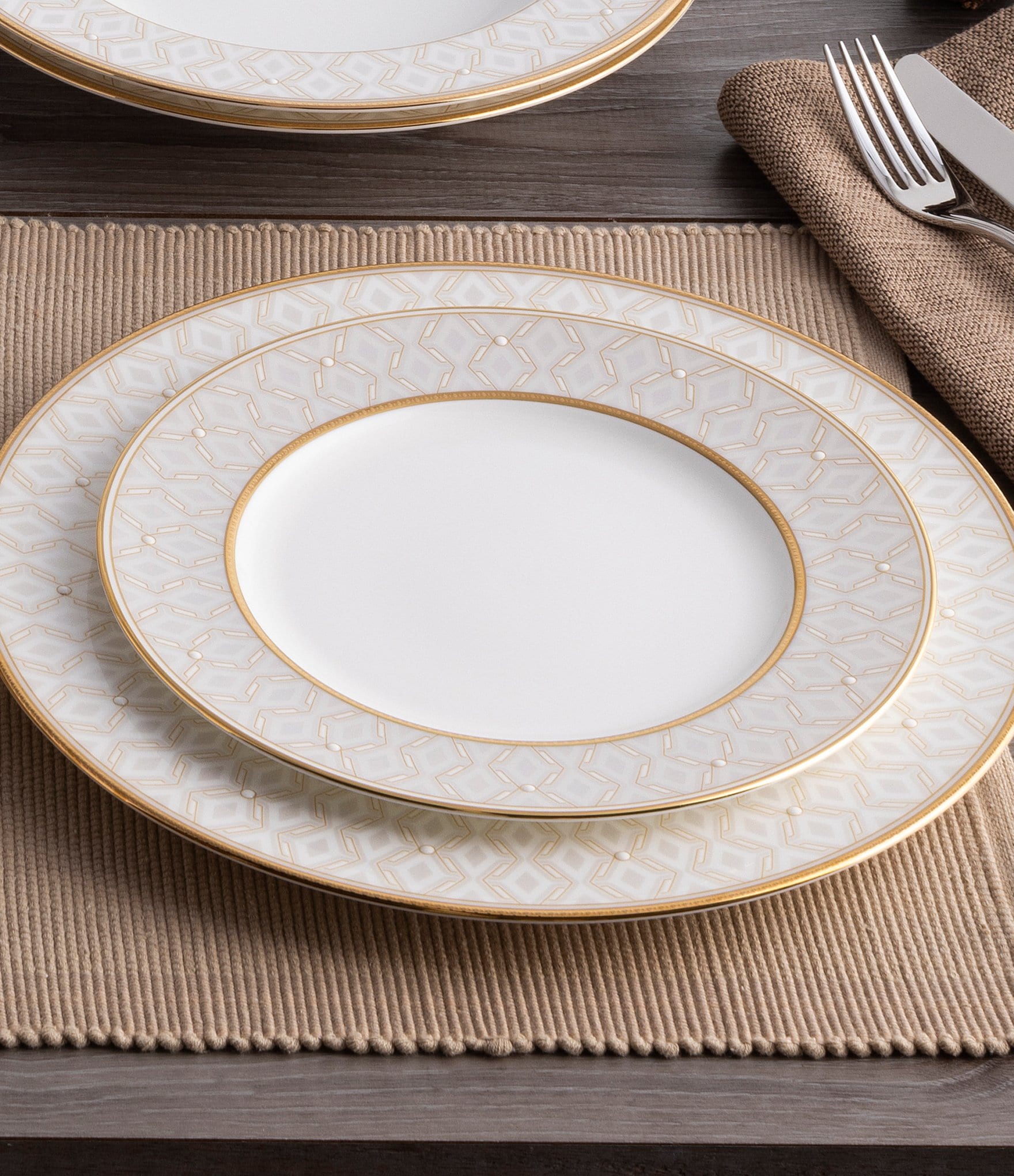 Noritake Noble Pearl Collection 12-Piece Set, Service For 4