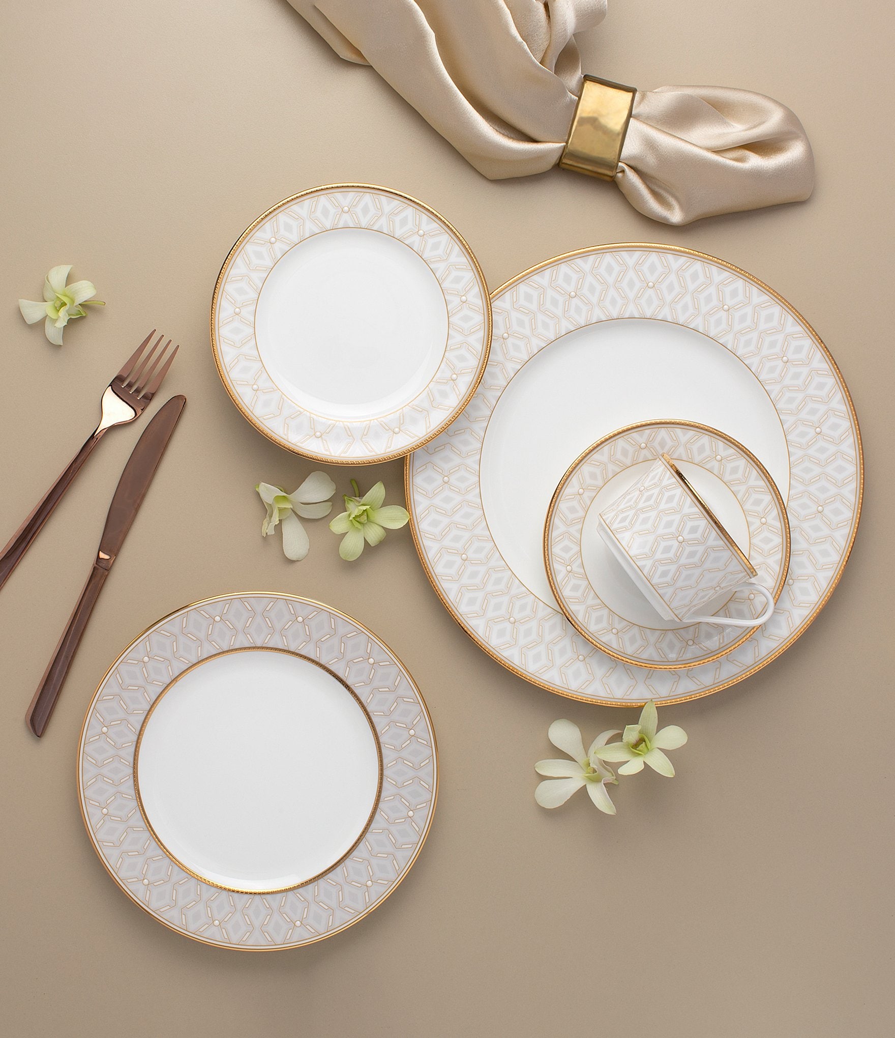 Noritake Noble Pearl Collection 5-Piece Place Setting