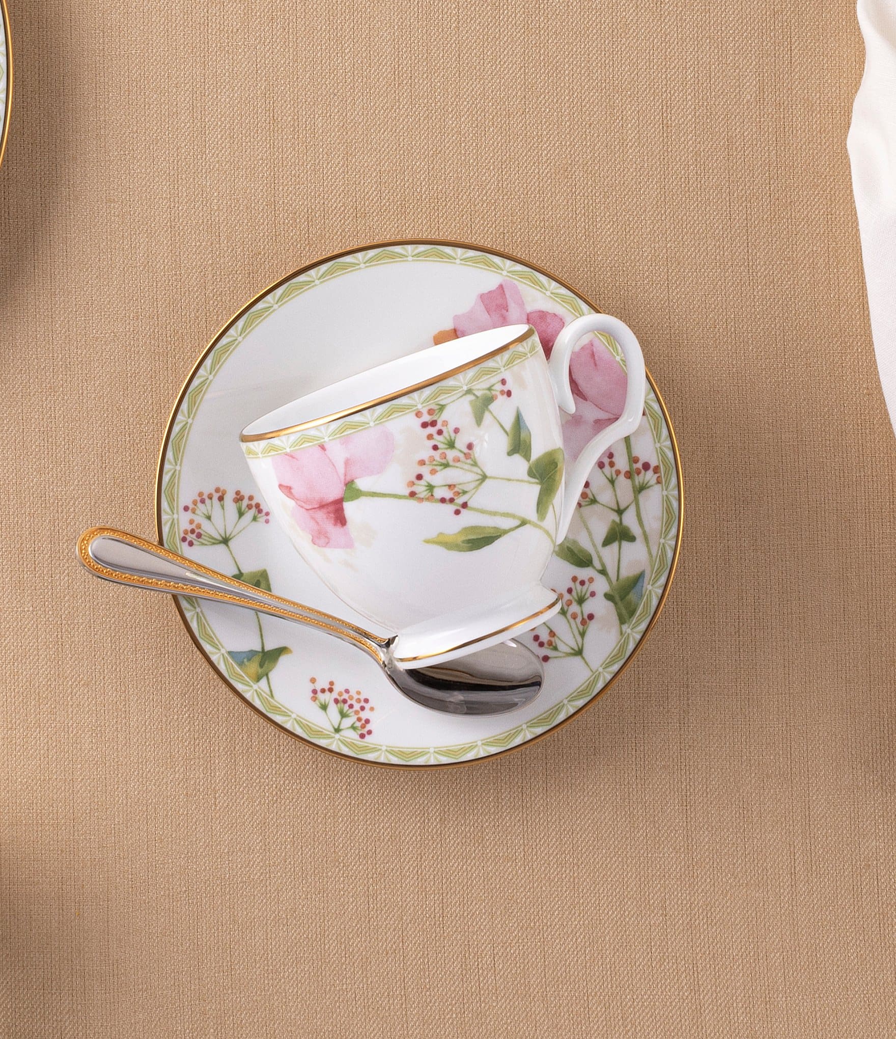 Noritake Poppy Place Collection 5-Piece Place Setting