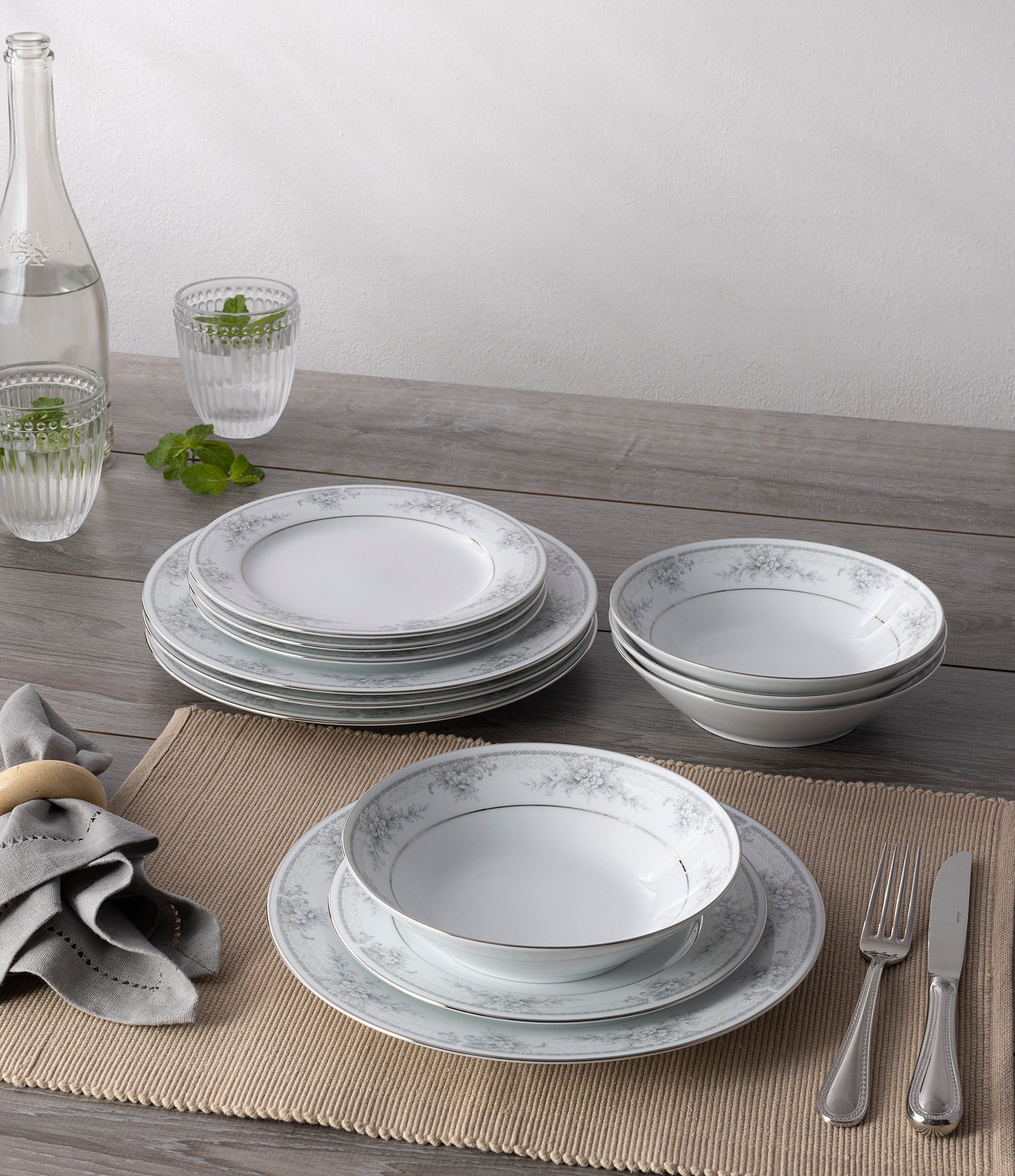 Noritake Sweet Leilani Collection 12-Piece Set, Service For 4
