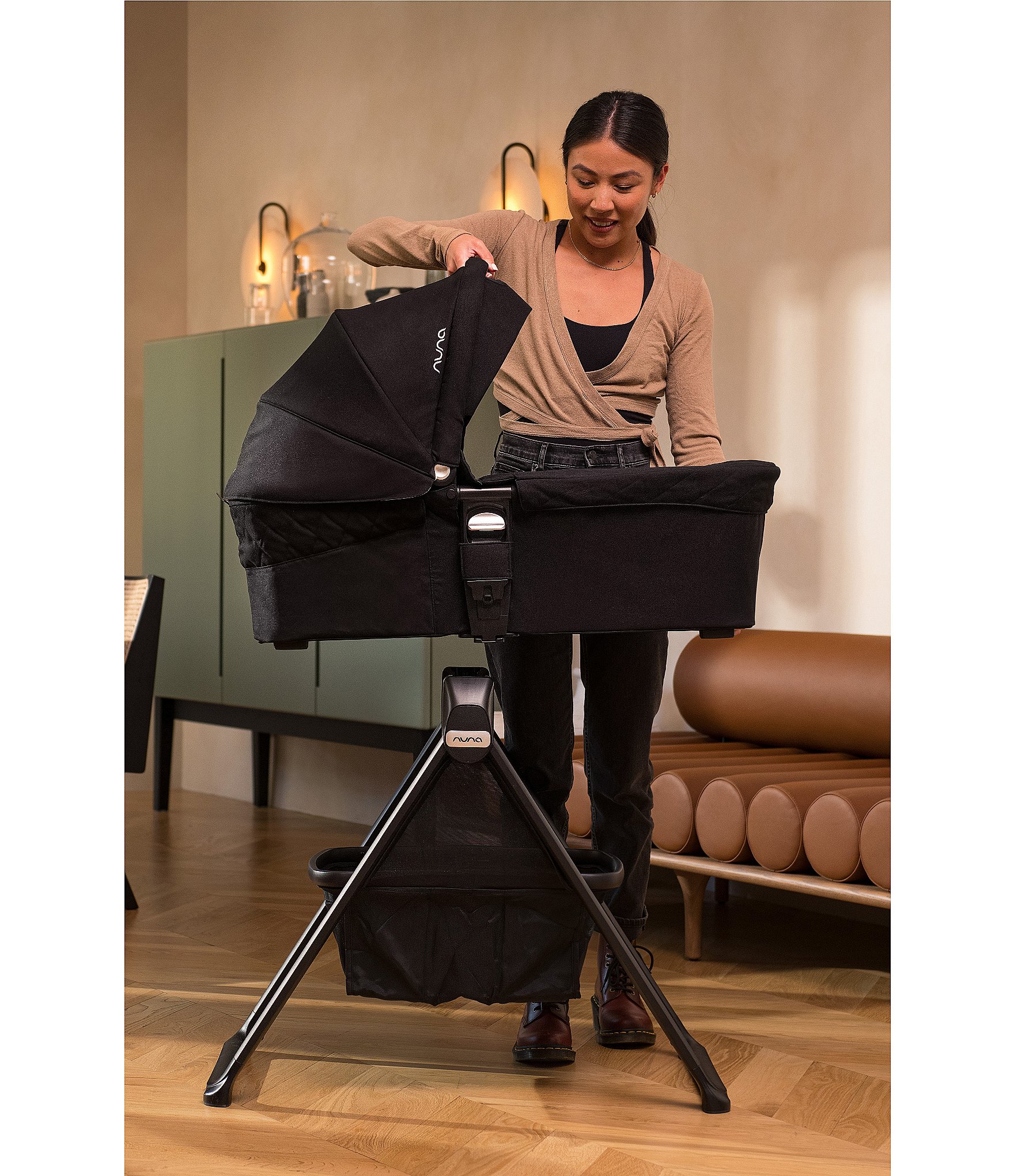 Nuna Mixx Series™ Bassinet + Stand