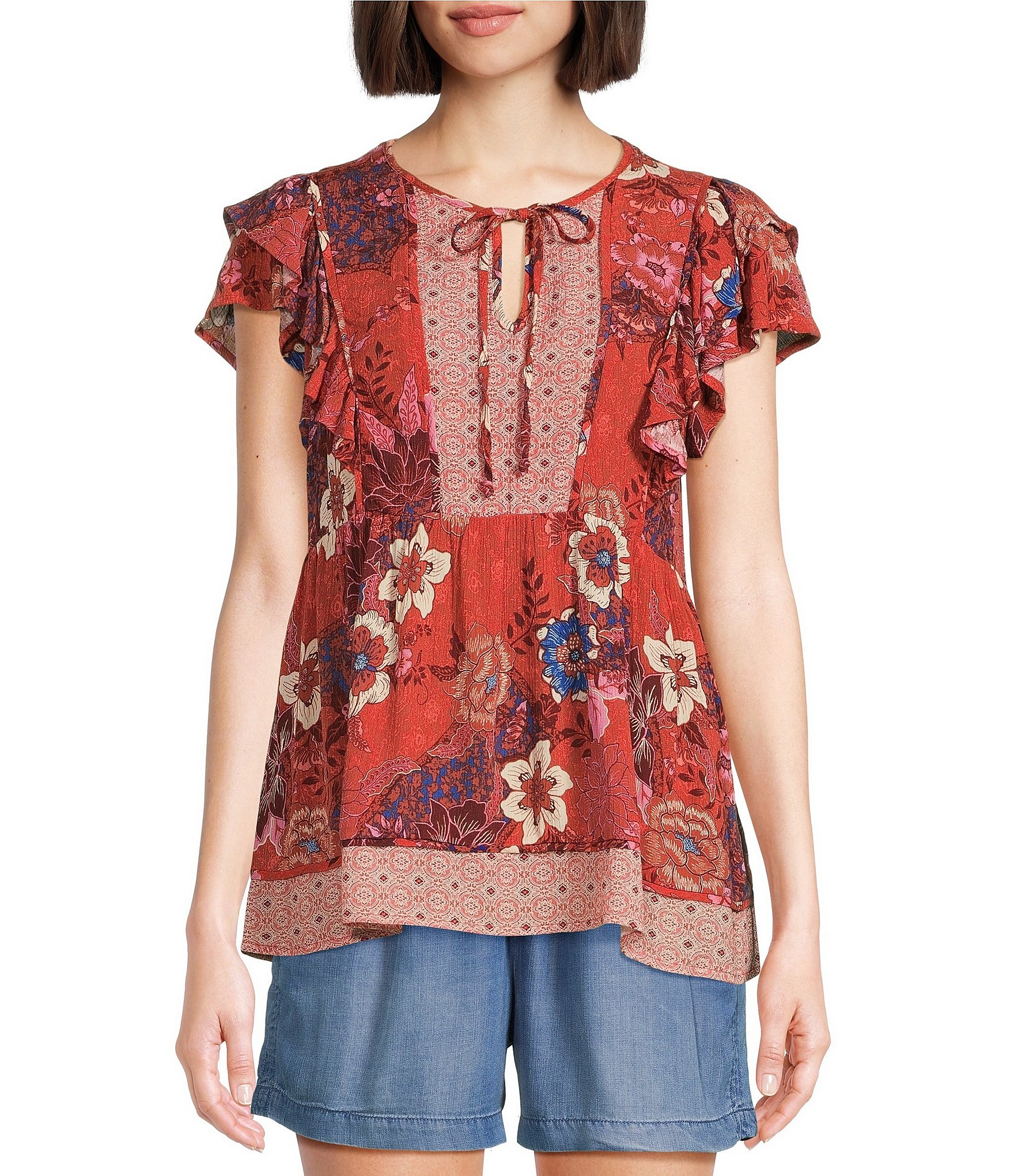 Nurture by Westbound Geometric Floral Print Short Sleeve V-Neck