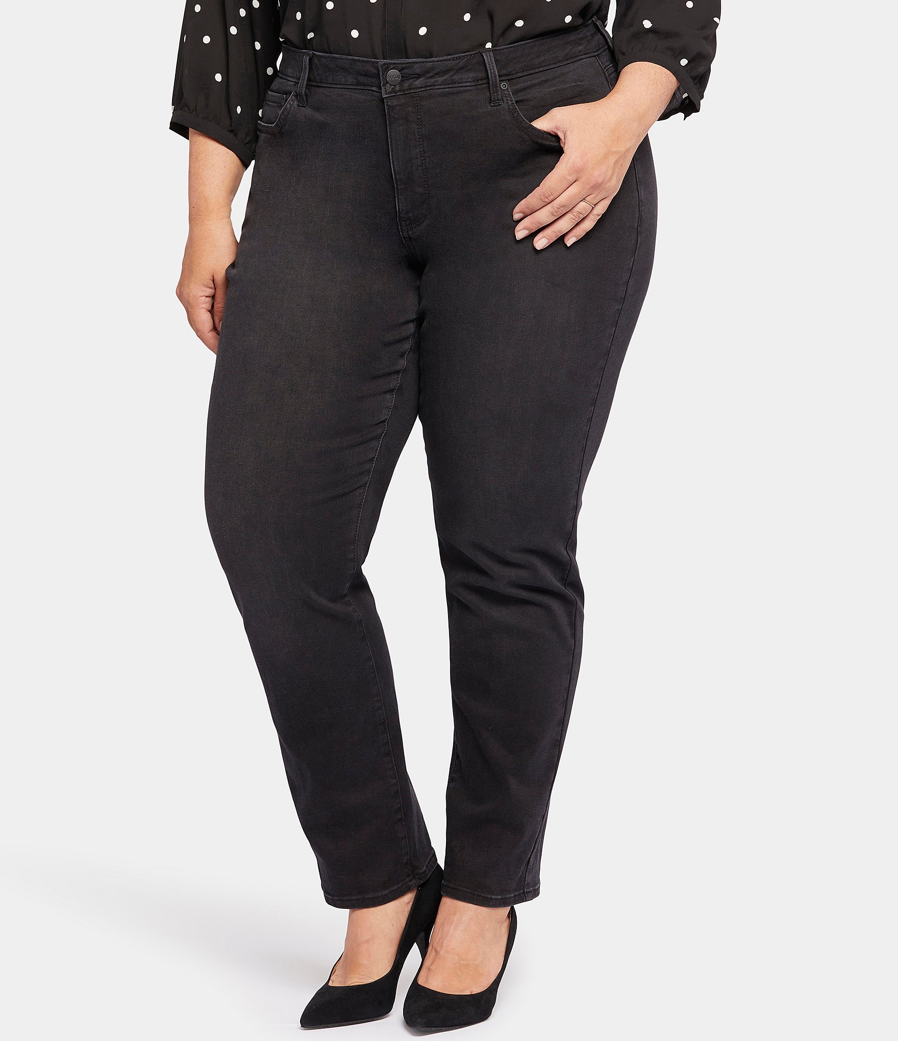 Joni Relaxed Capri Jeans In Plus Size With High Rise - Black Black | NYDJ