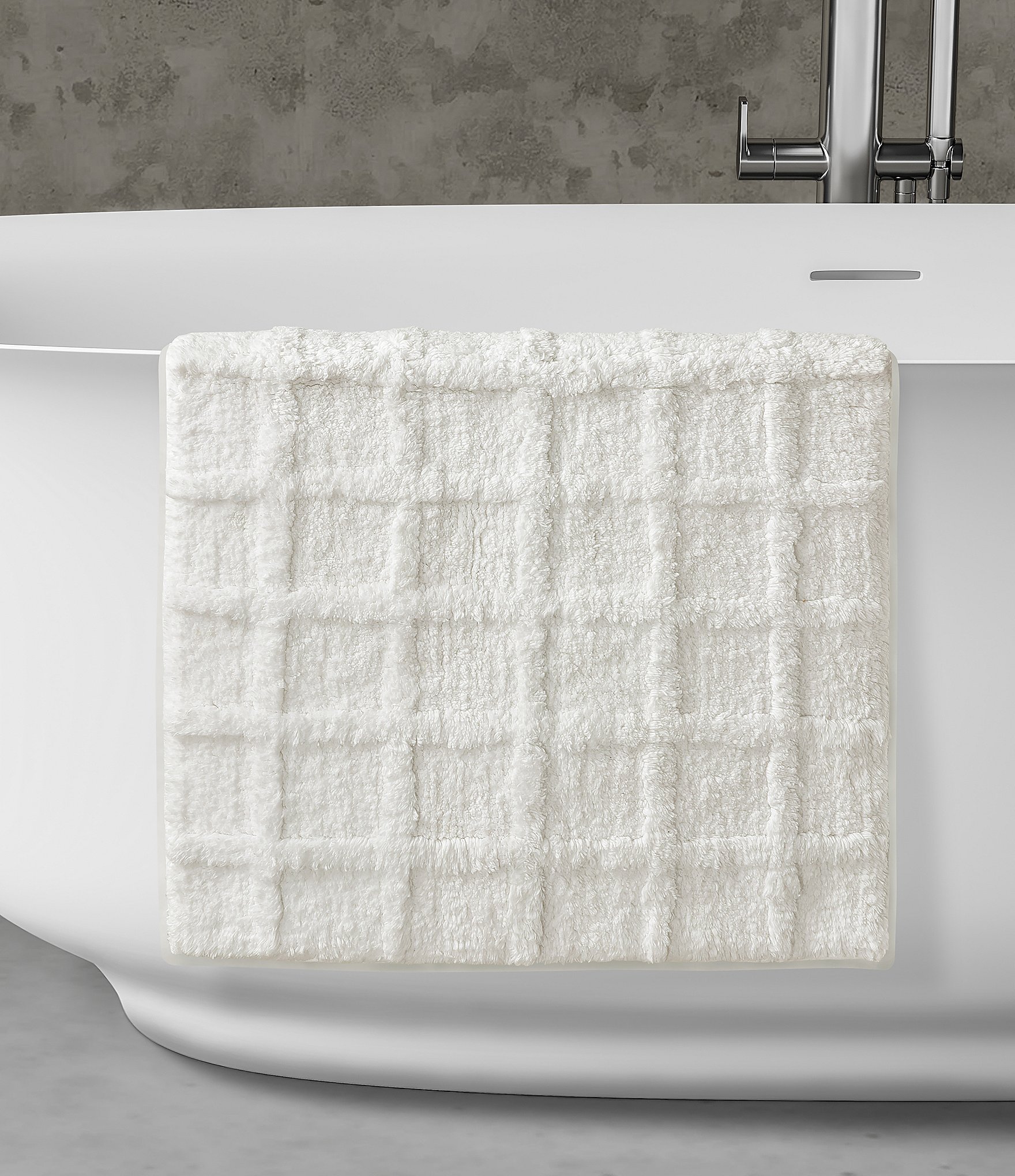 Peacock Alley White Nantucket Sculpted Bath Towel -Hand