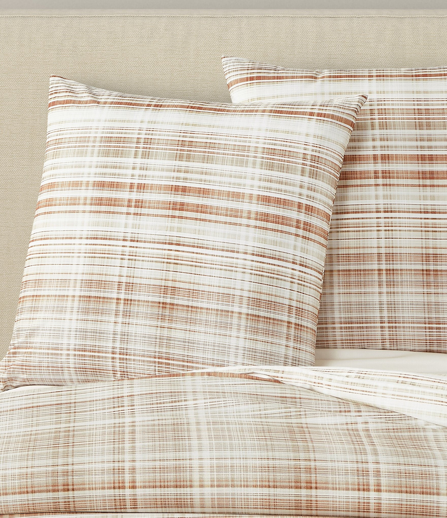 Oscar/Oliver Pascal Mini-Plaid Reversible Euro Sham