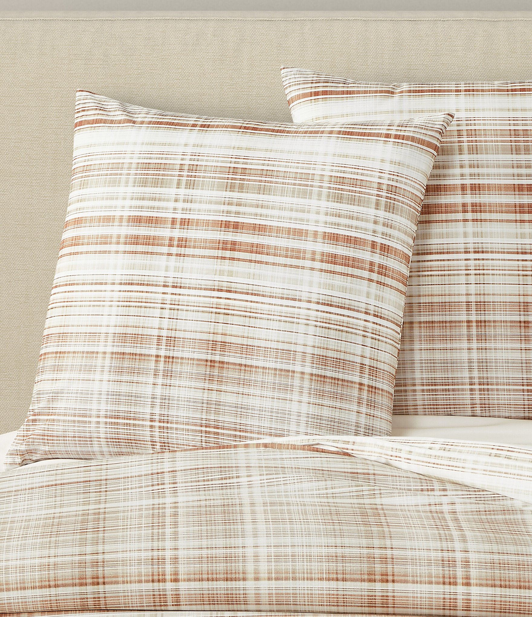 Oscar/Oliver Pascal Mini Plaid Reversible Euro Sham