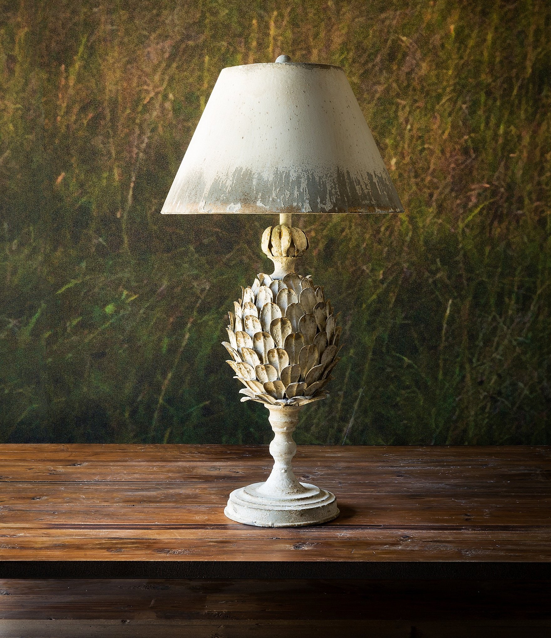 Park Hill Southern Classic Collection Metal Pineapple Distressed White Table  Lamp