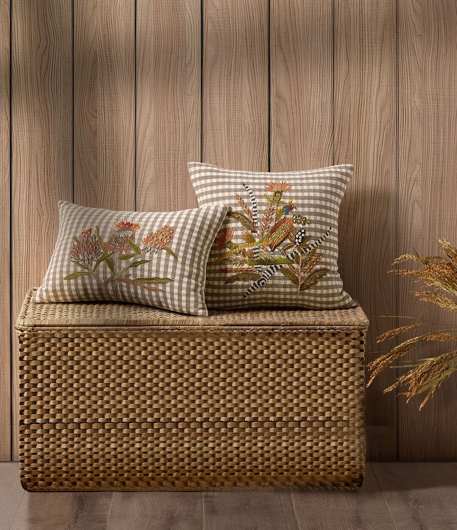 Peking Handicraft Harvest Flower Plaid Embroidered Breakfast Pillow