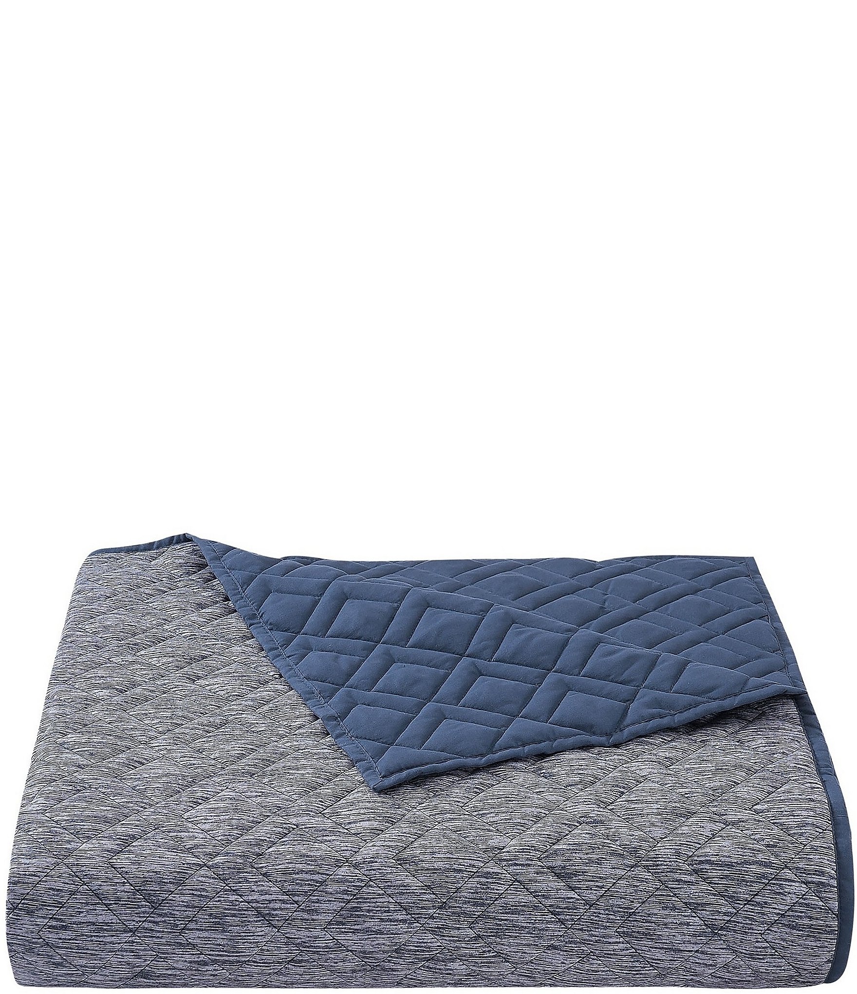 Perry Ellis Henley Quilt Mini Set