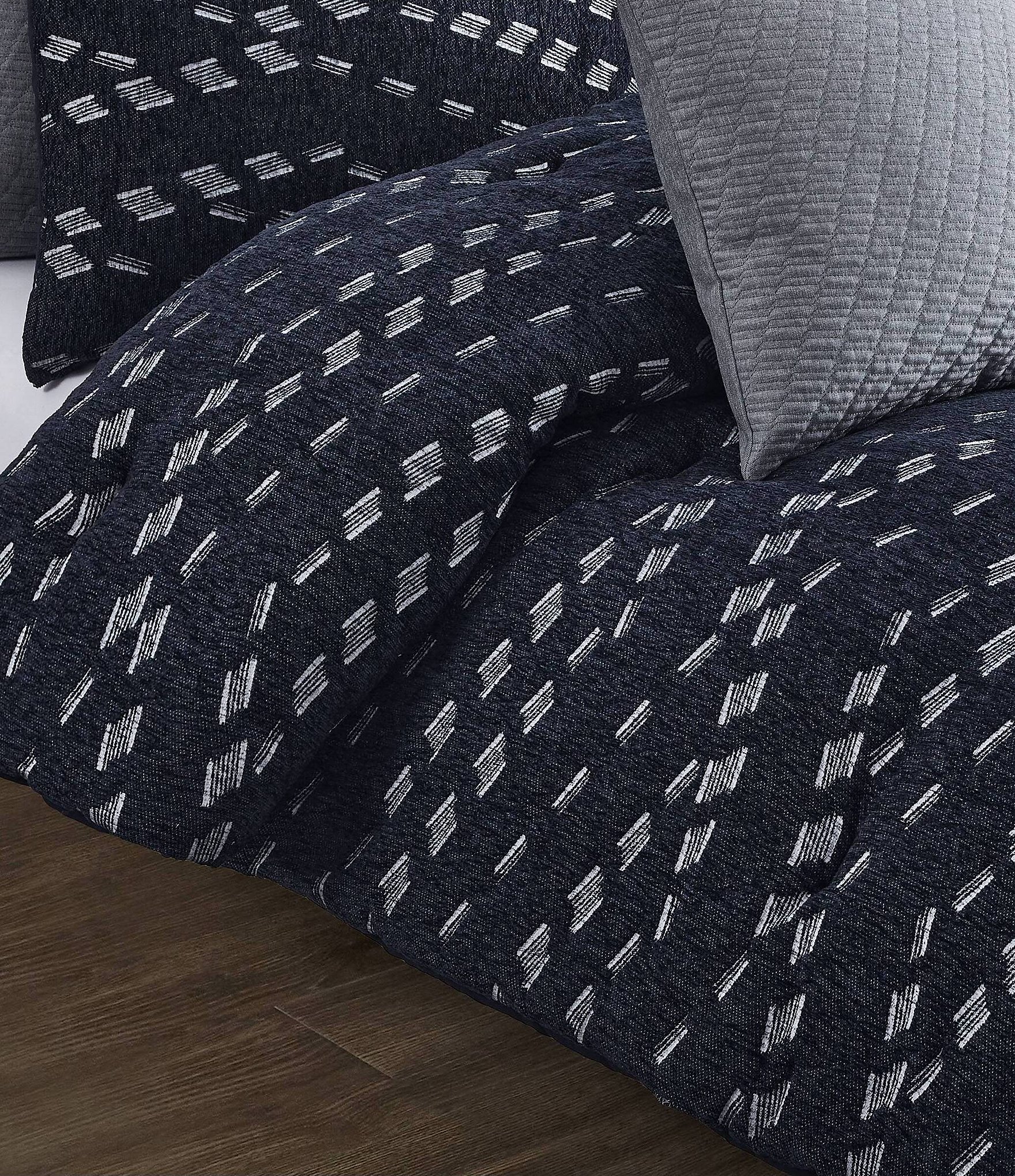 Perry Ellis Venice Collection Comforter Mini Set