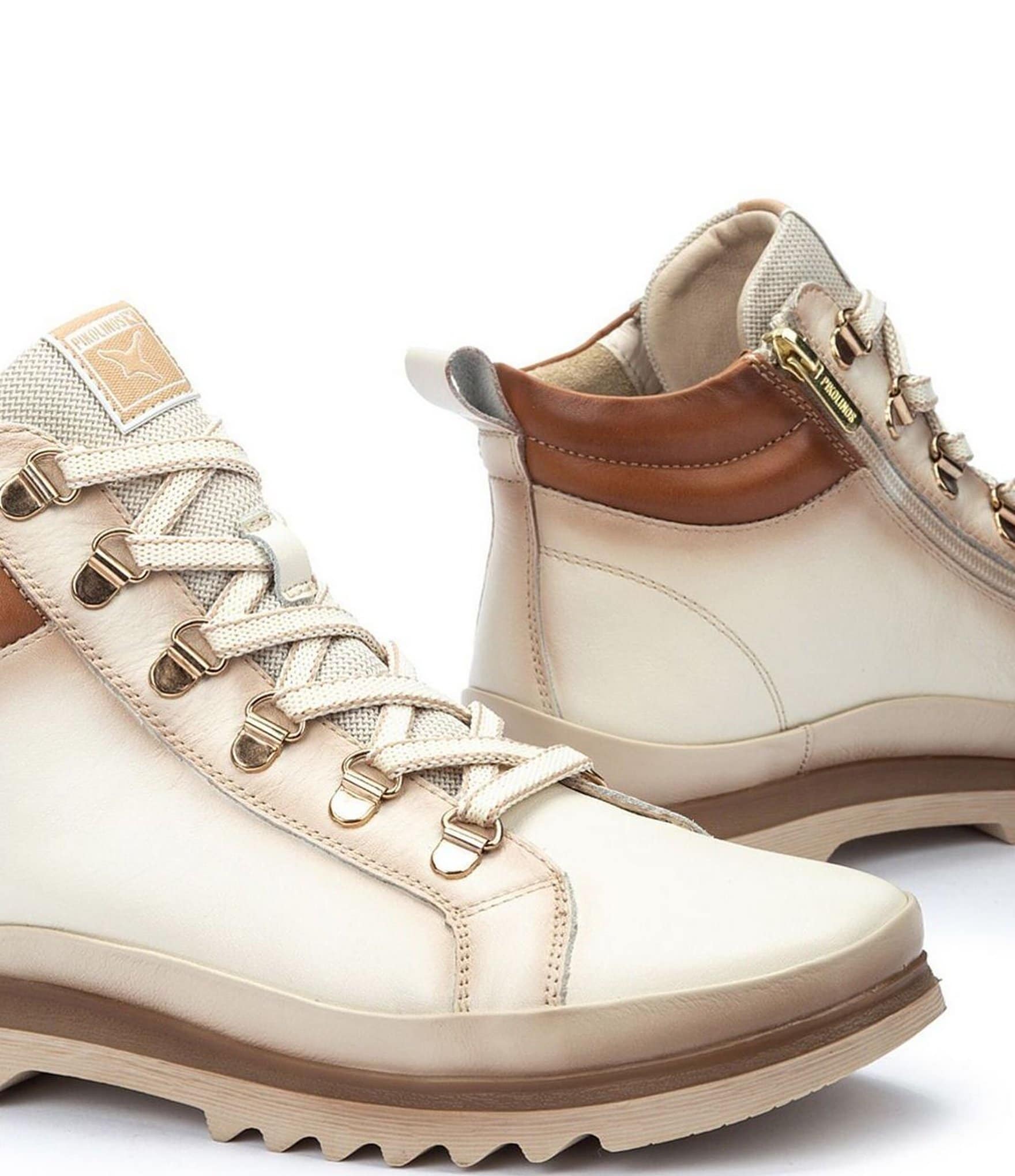 Pikolinos Women's Vigo W3W Leather Lug Sole Booties