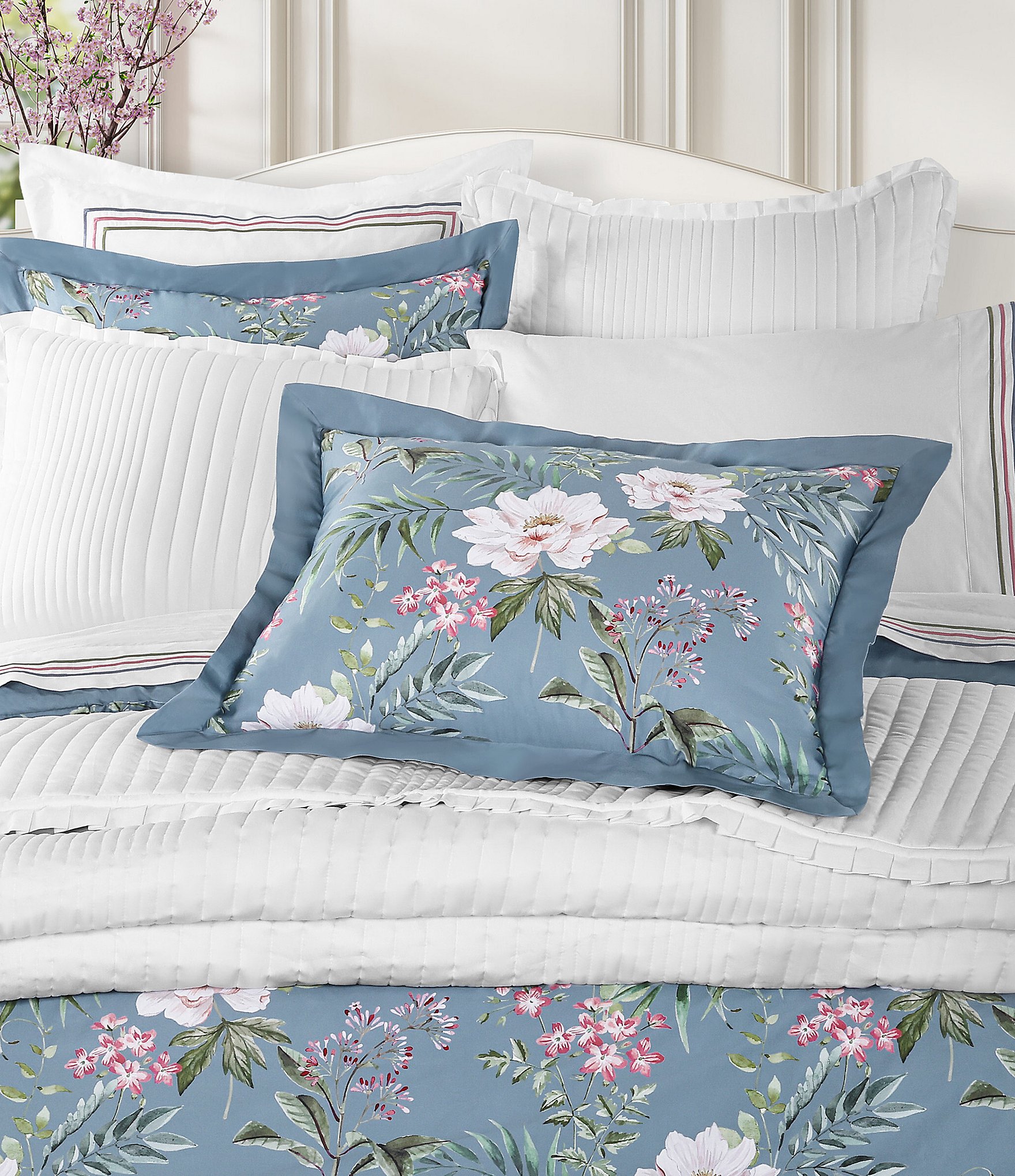 Piper & Wright Savannah Floral Print Comforter Mini Set