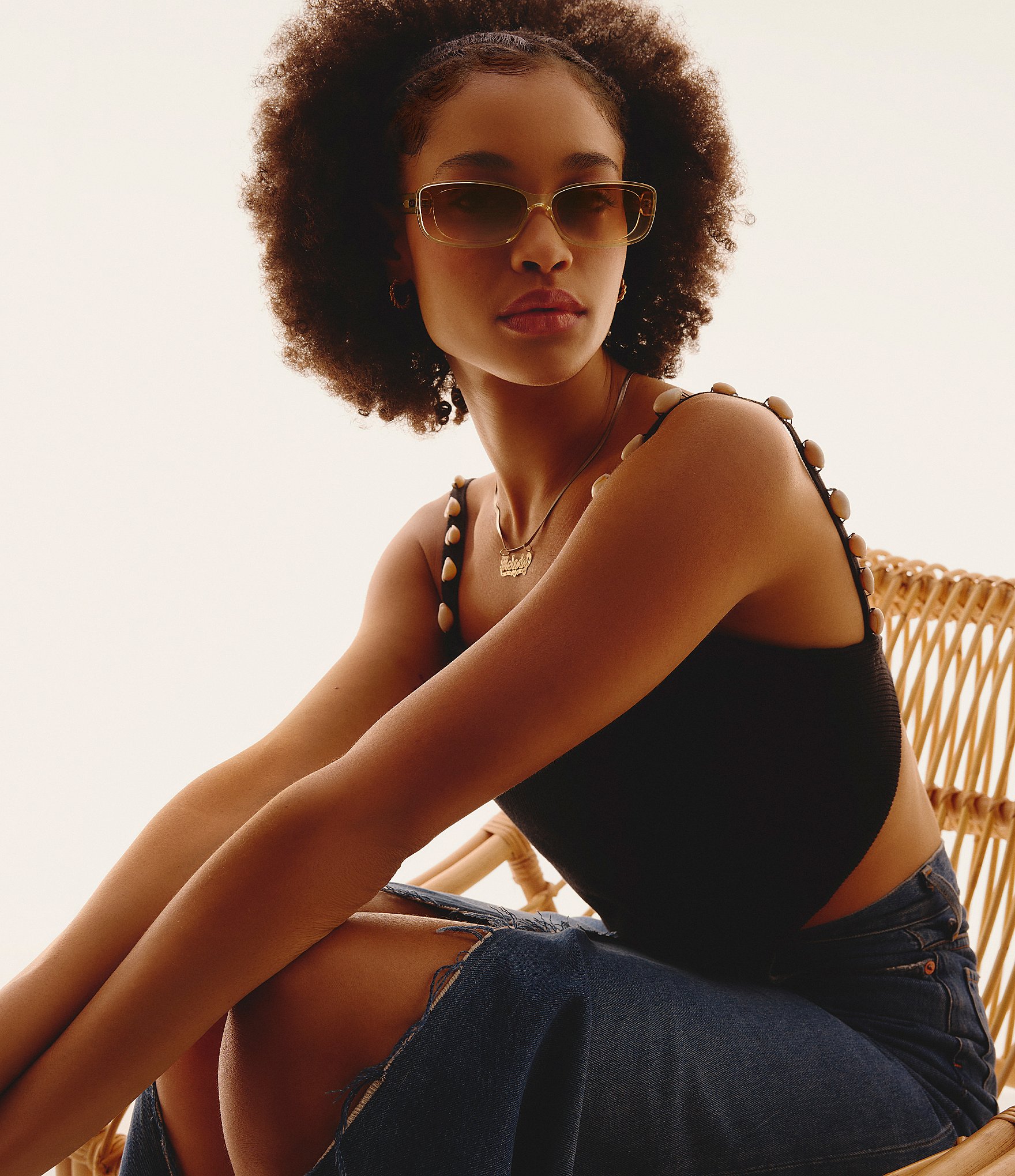 QUAY Women's Vibe Check 35mm Rectangle Sunglasses