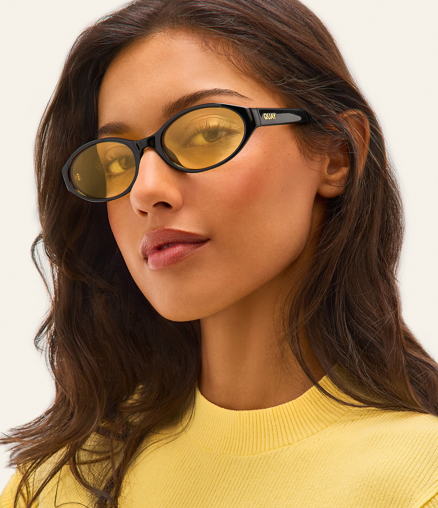 QUAY Unisex Aura Points 35mm Retro Round Sunglasses