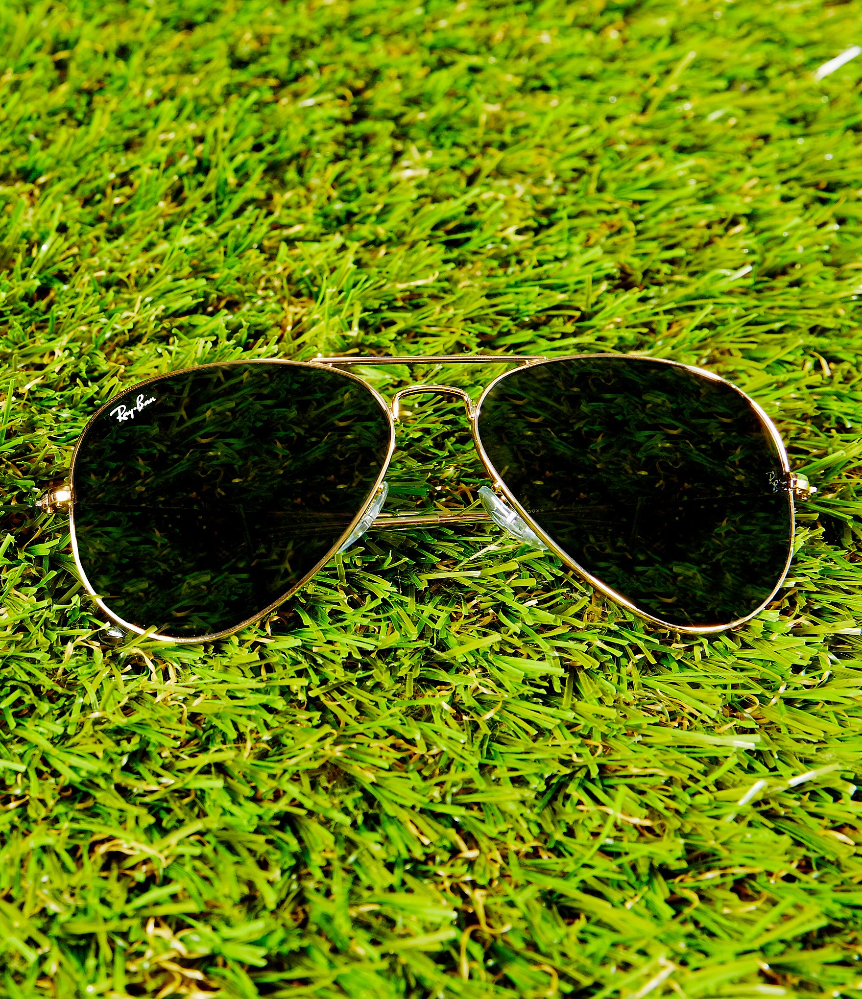 Ray-Ban Classic Aviator UVA/UVB Protection Flash Lens Sunglasses